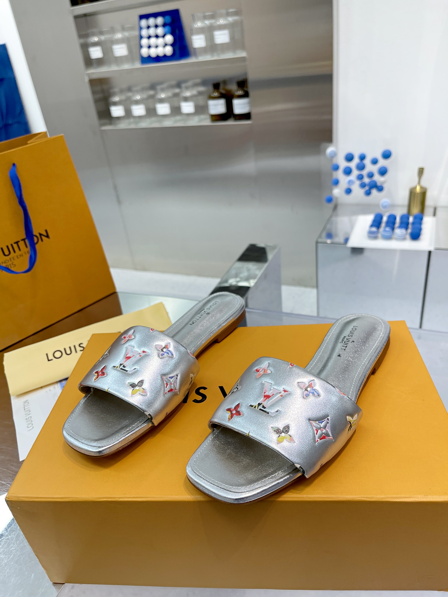 l**is V*t*n revival flat mules silver 1aaor5