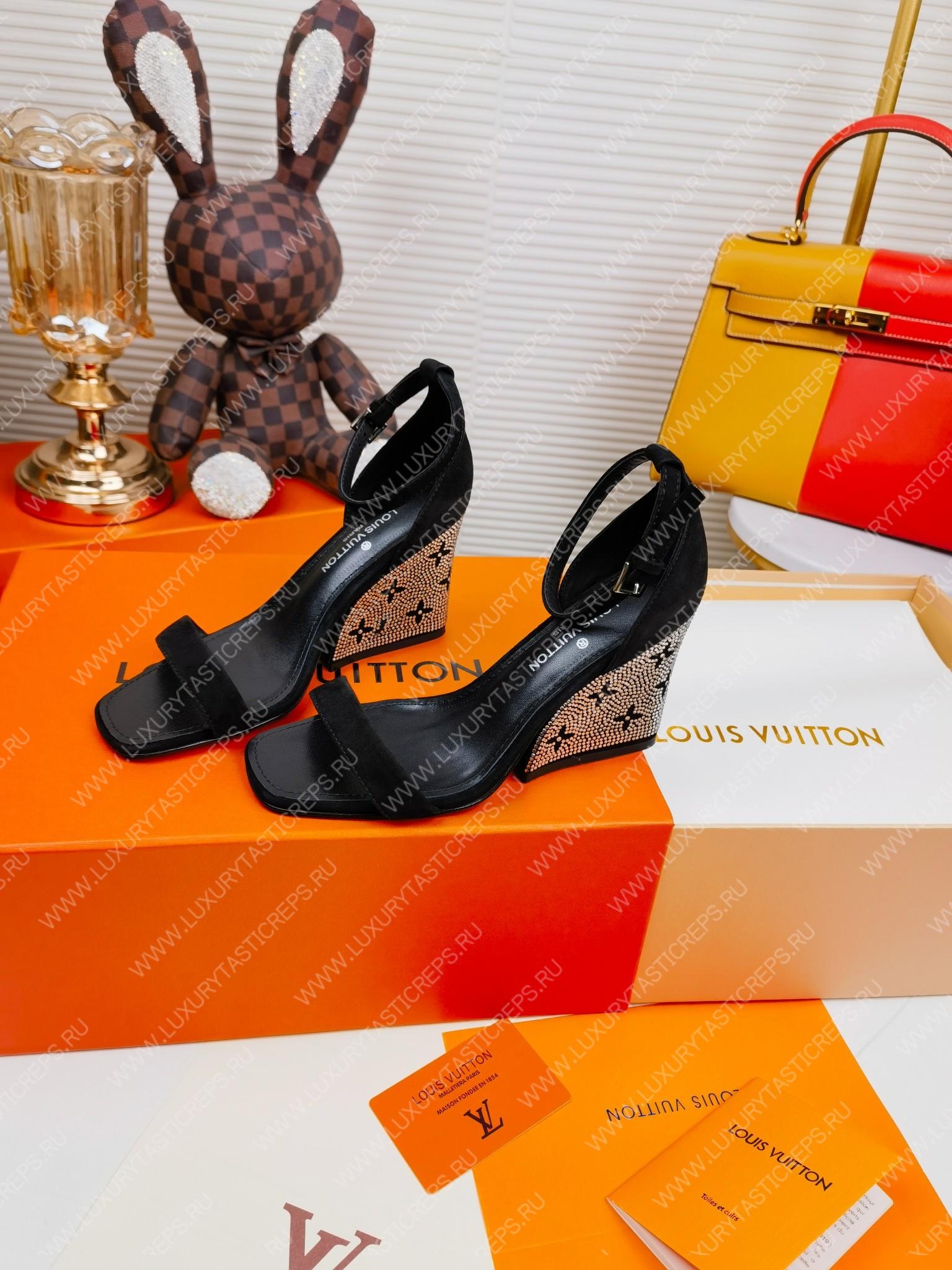 l**is V*t*n appeal wedge sandal black 1aacnr