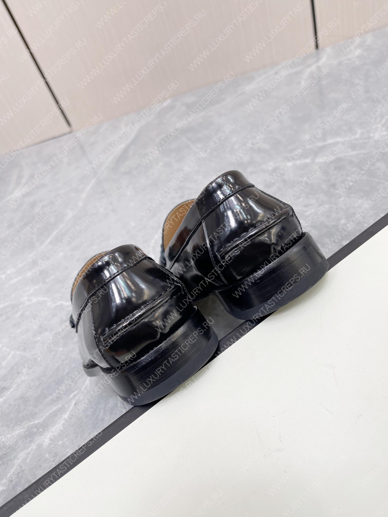 G*u*i loafers black 723176