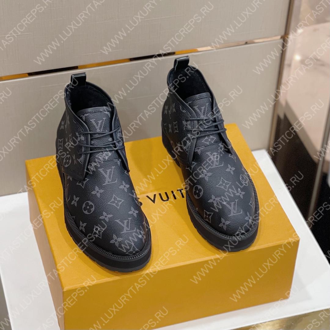 l**is V*t*n  boots black 1a9a8g
