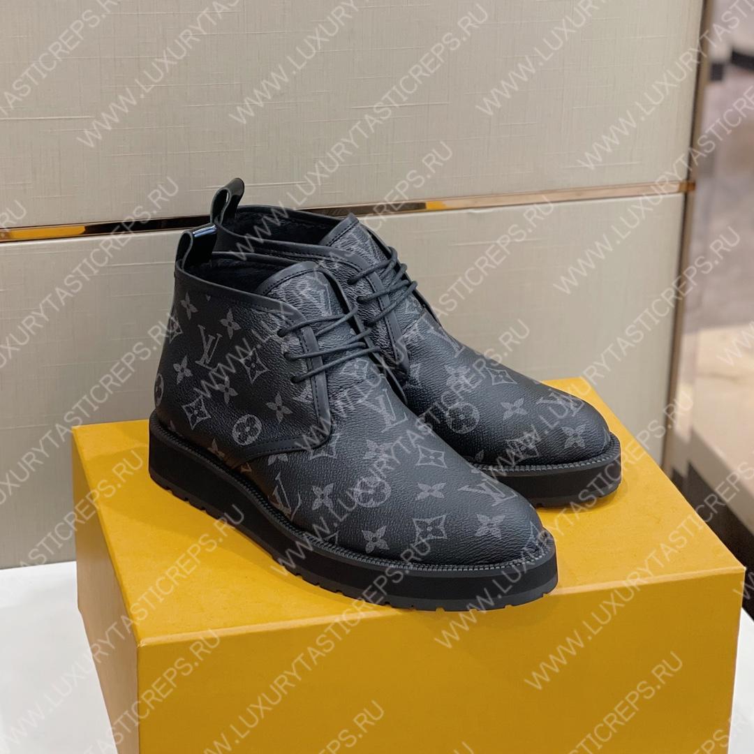 l**is V*t*n  boots black 1a9a8g