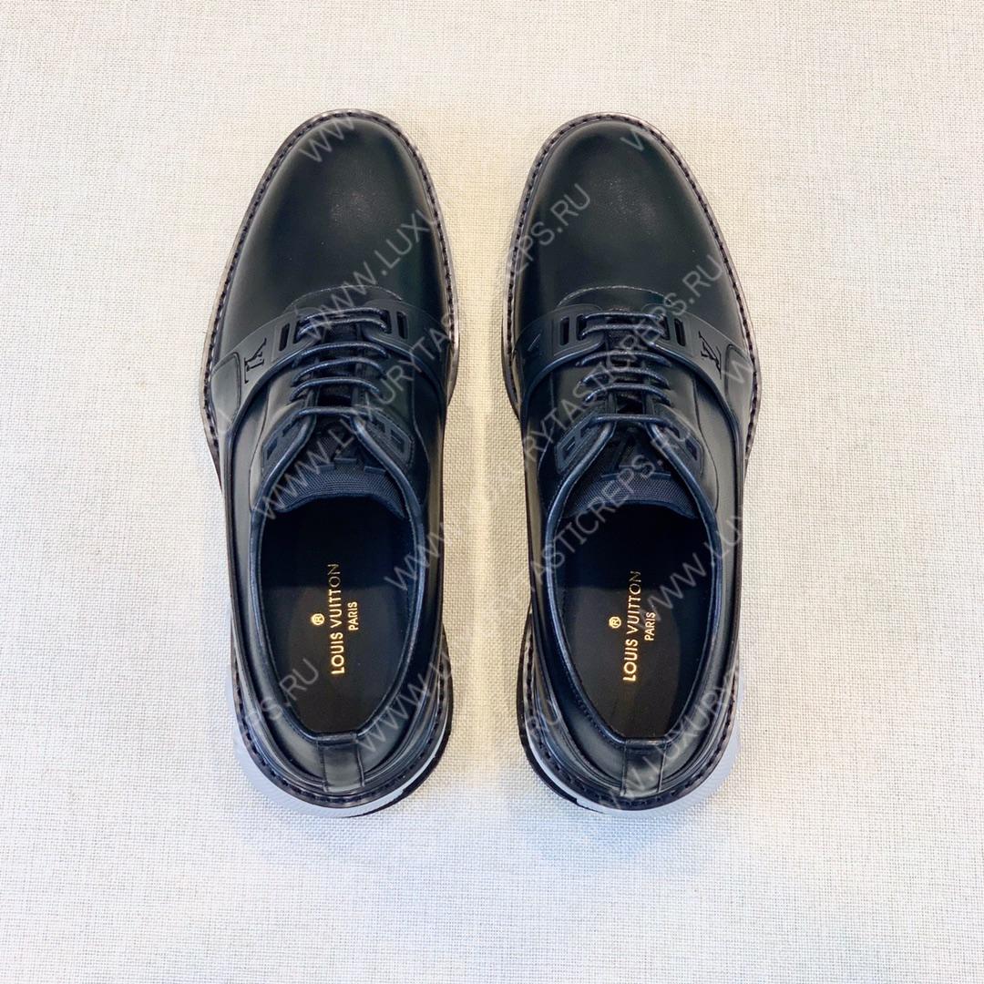 l**is V*t*n sneakers black 1abn90