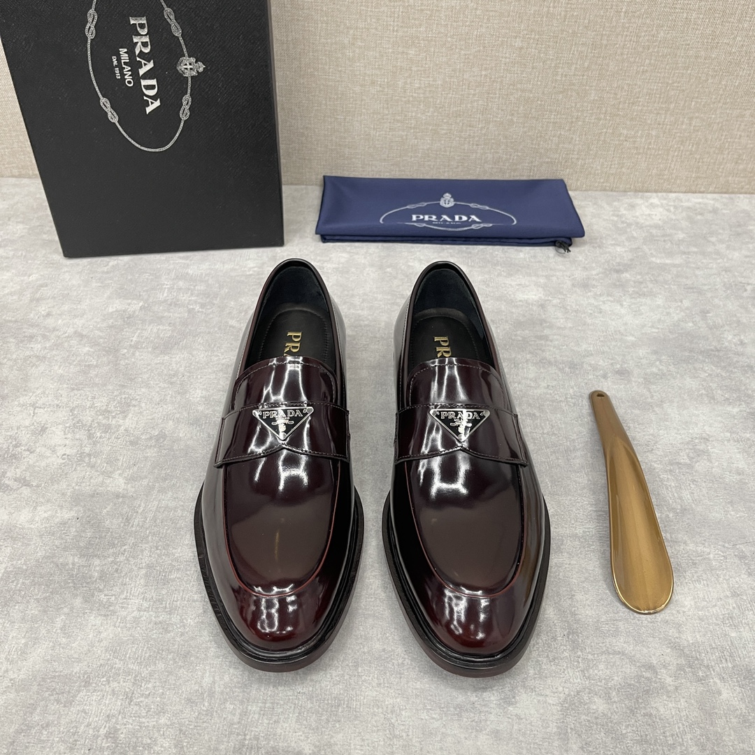 Pra*a loafers burgundy 2db180