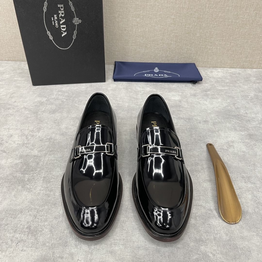 Pra*a loafers black 2db180