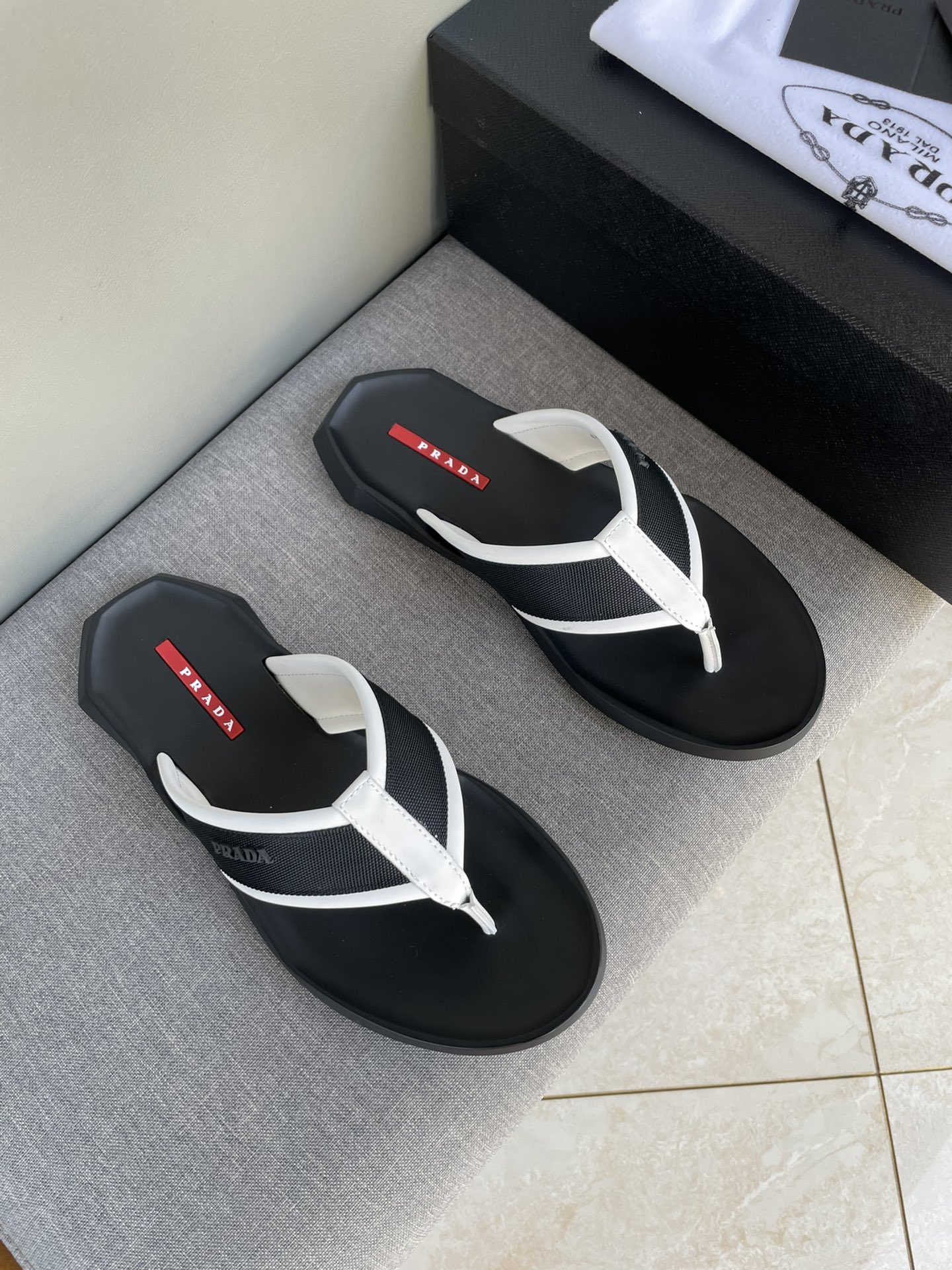 Pra*a rubber slipper white 1bx219