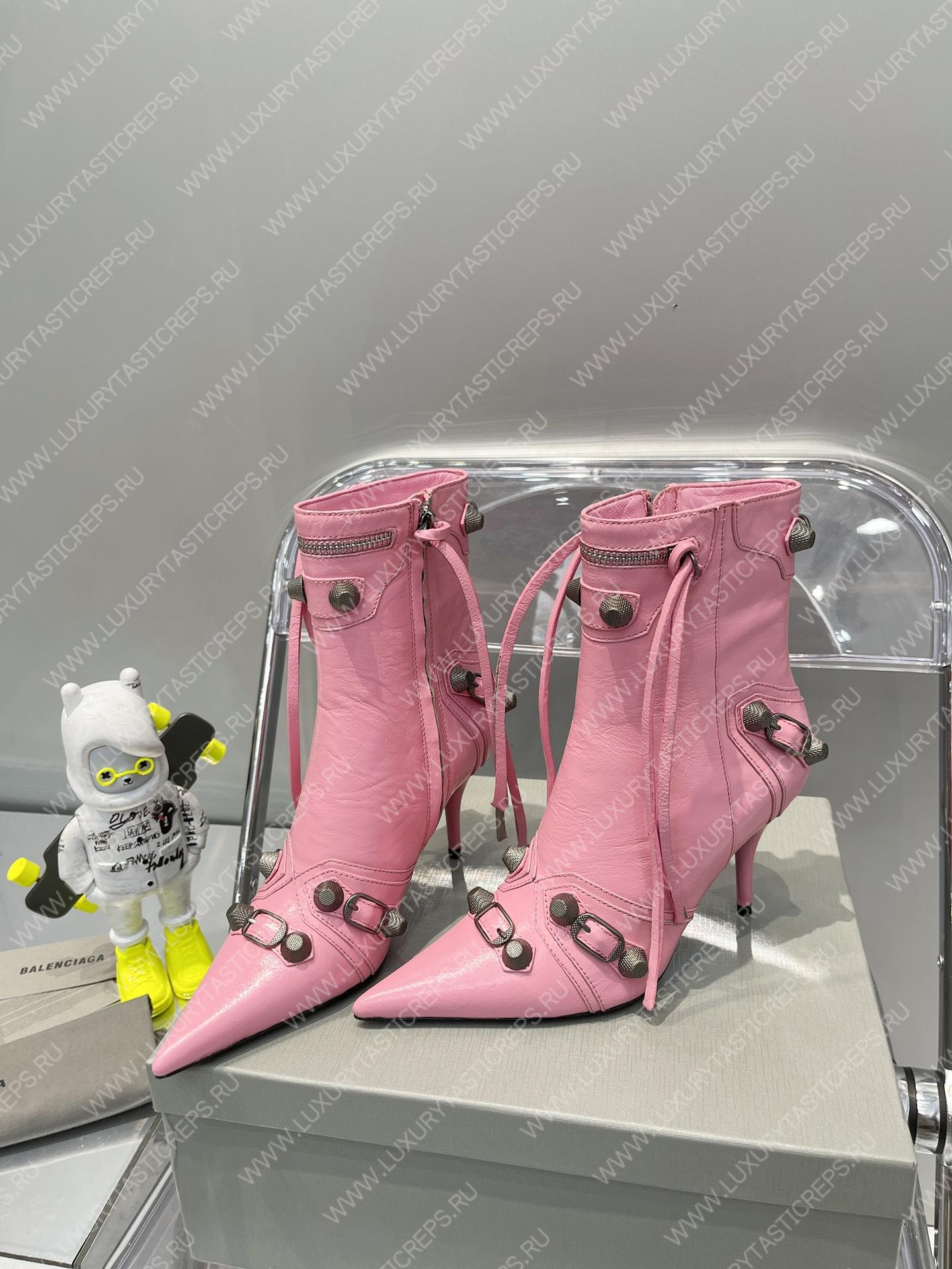Ba*len*cia*ga women’s cagole 90mm bootie pink 694379wa