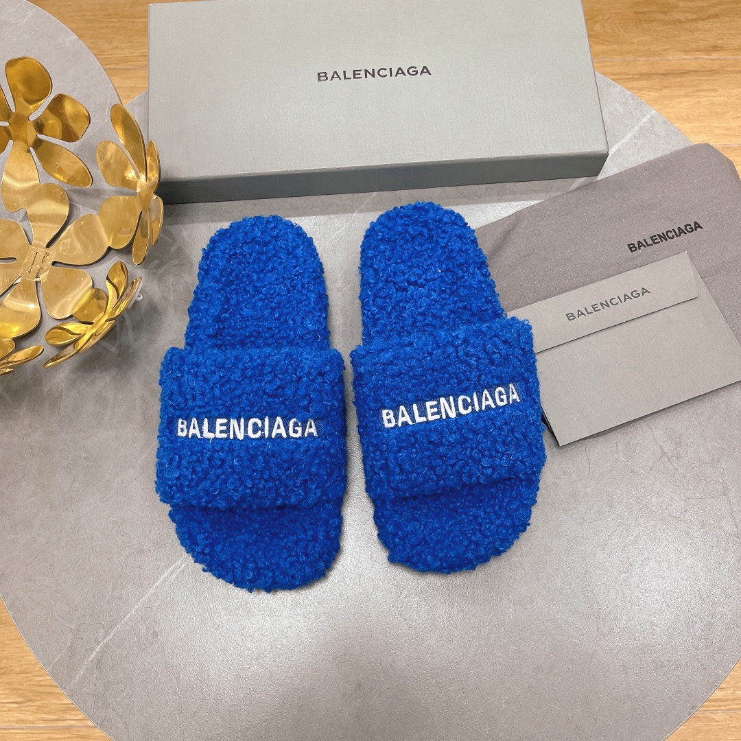 Ba*len*cia*ga furry slide dark blue 654261w2b411090