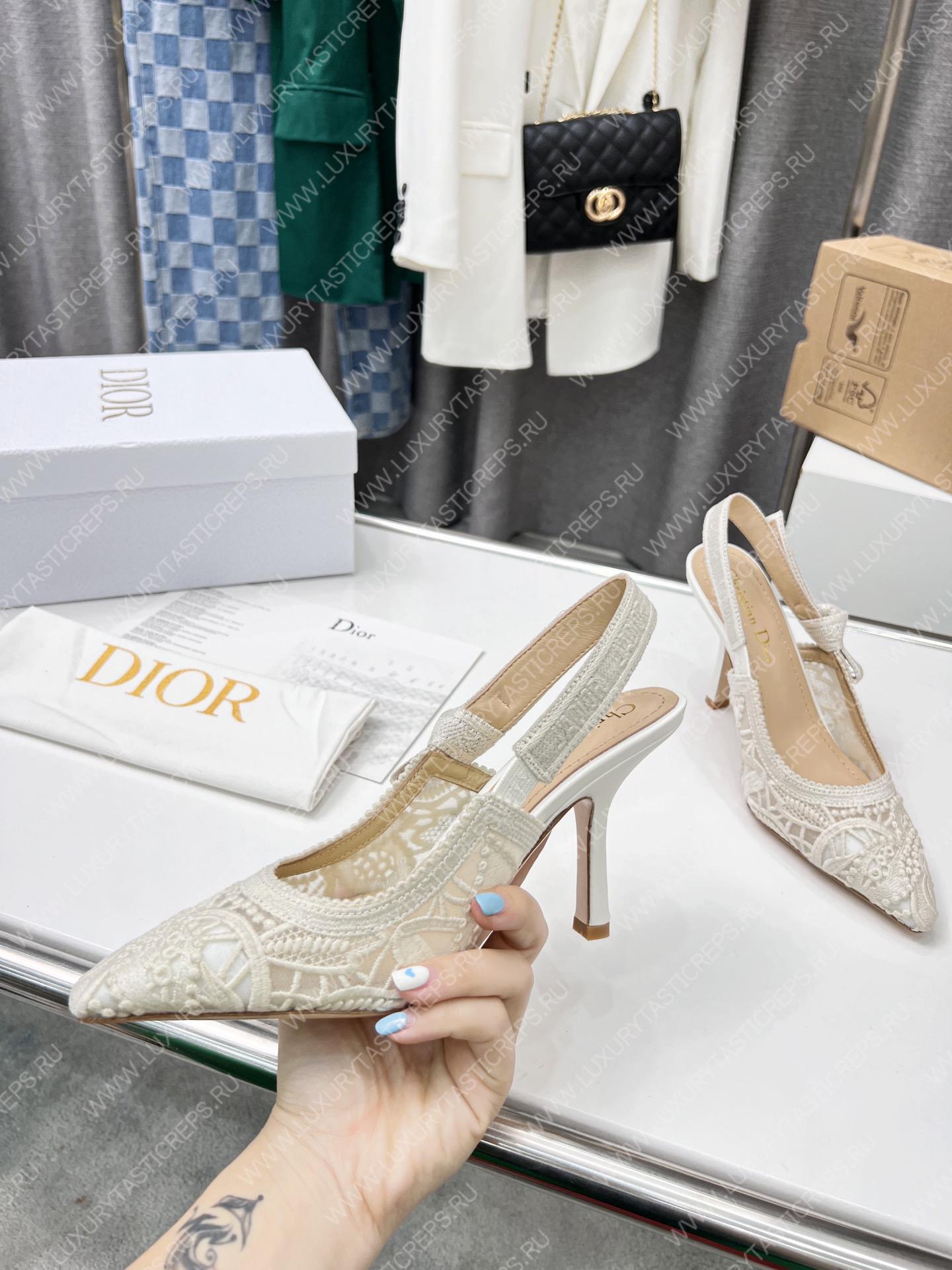 D*or j’aD*or slingback pump white kdp945mcm