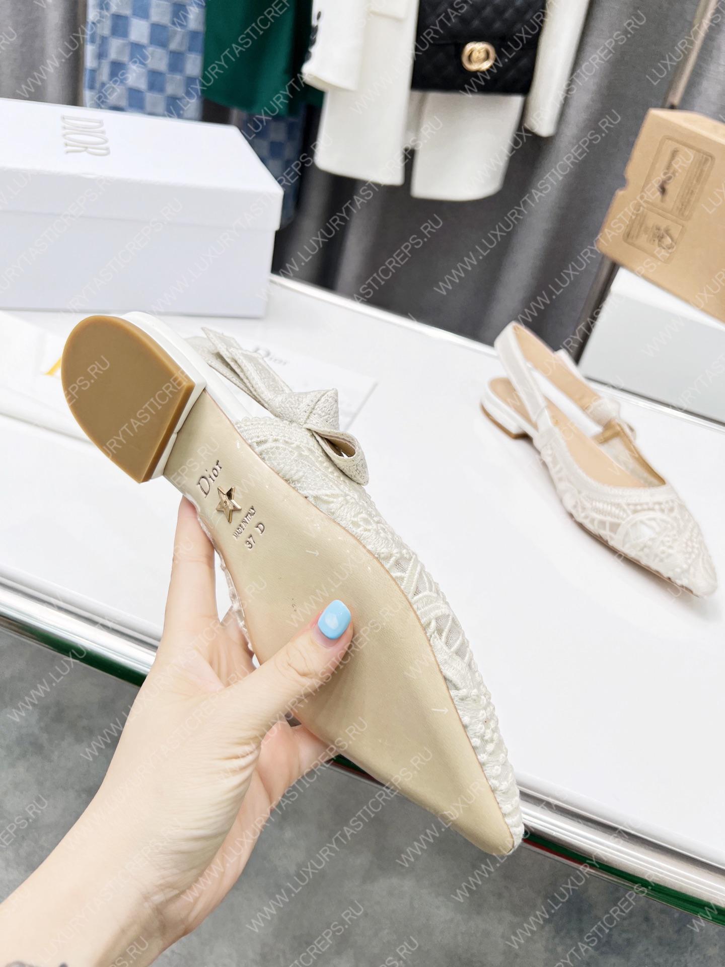D*or j’aD*or slingback pump white kdp944mcm