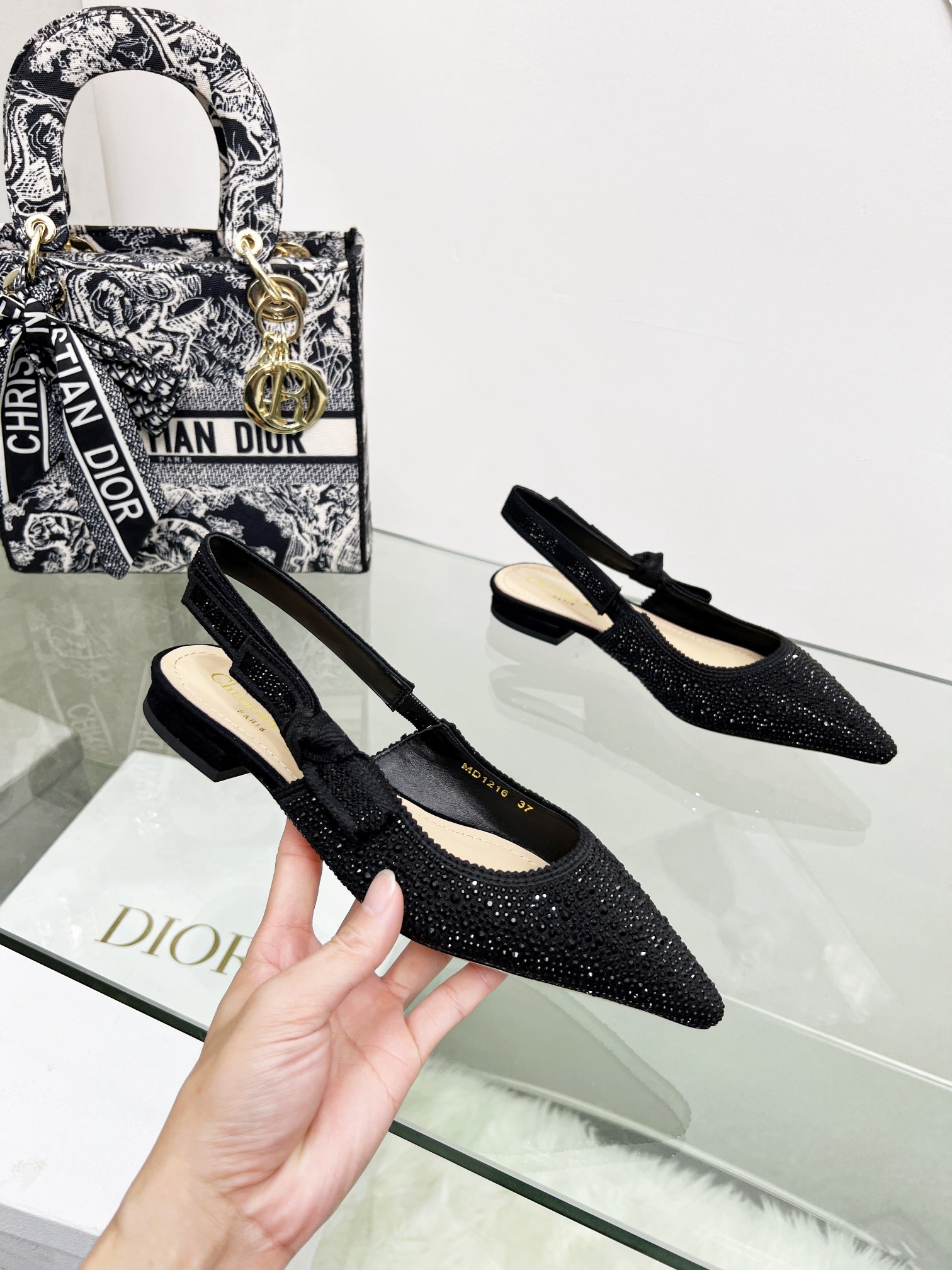 D*or j’aD*or slingback pump black kcp867scs
