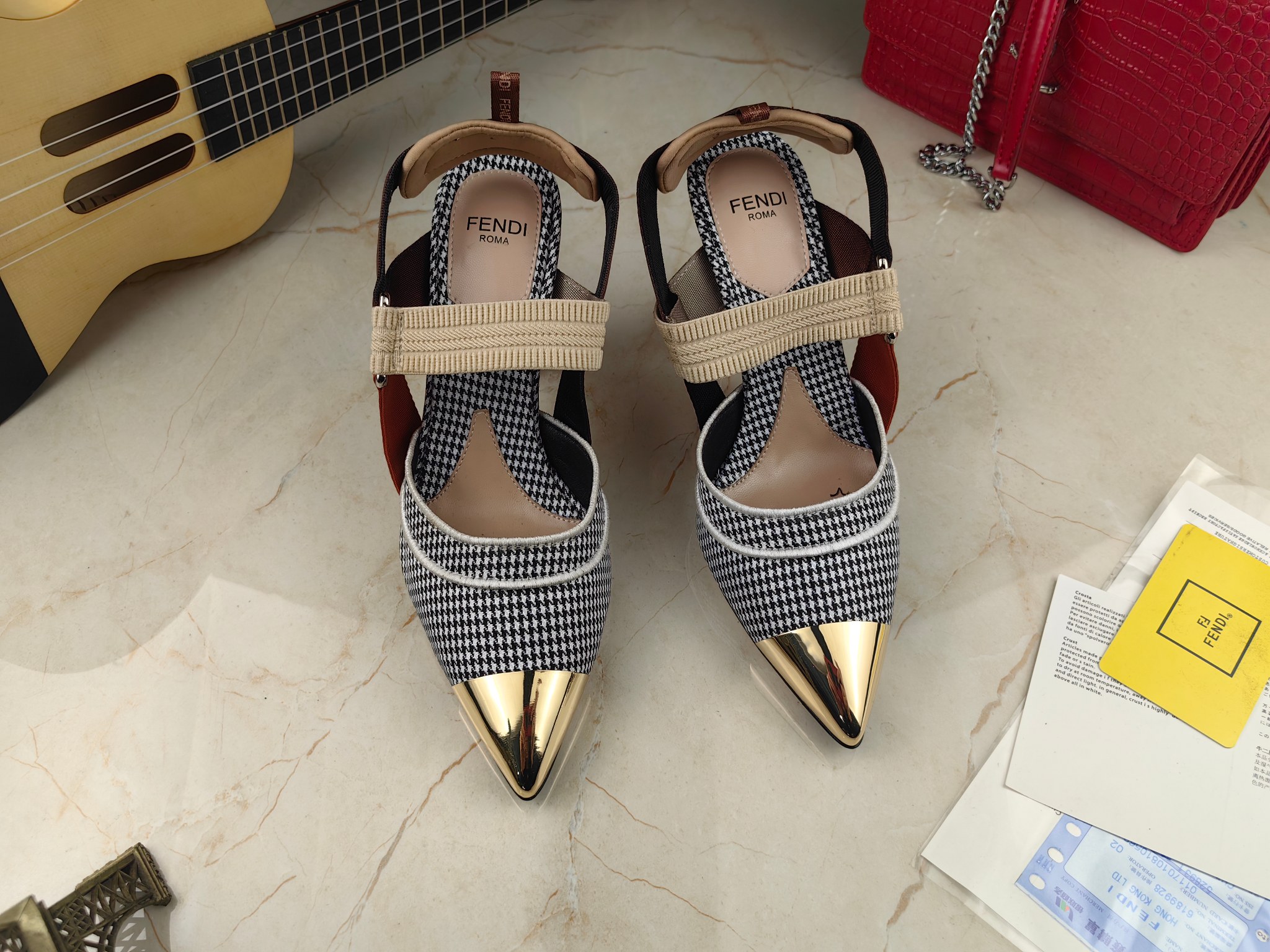 F**di colibri slingback pumps black and white 8j8411an