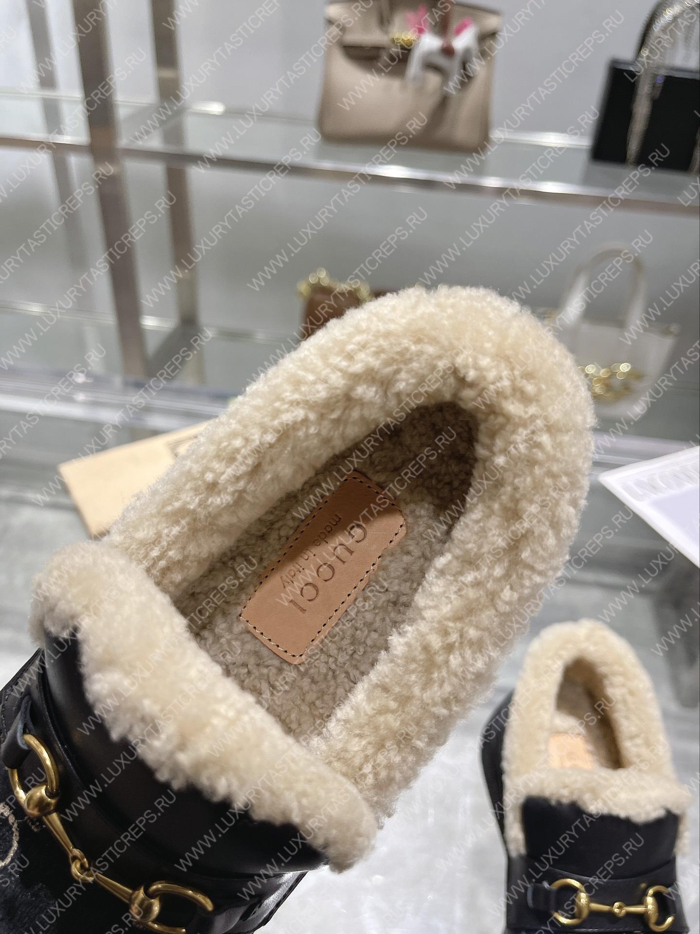 G*u*i horsebit ankle boot beige 550036