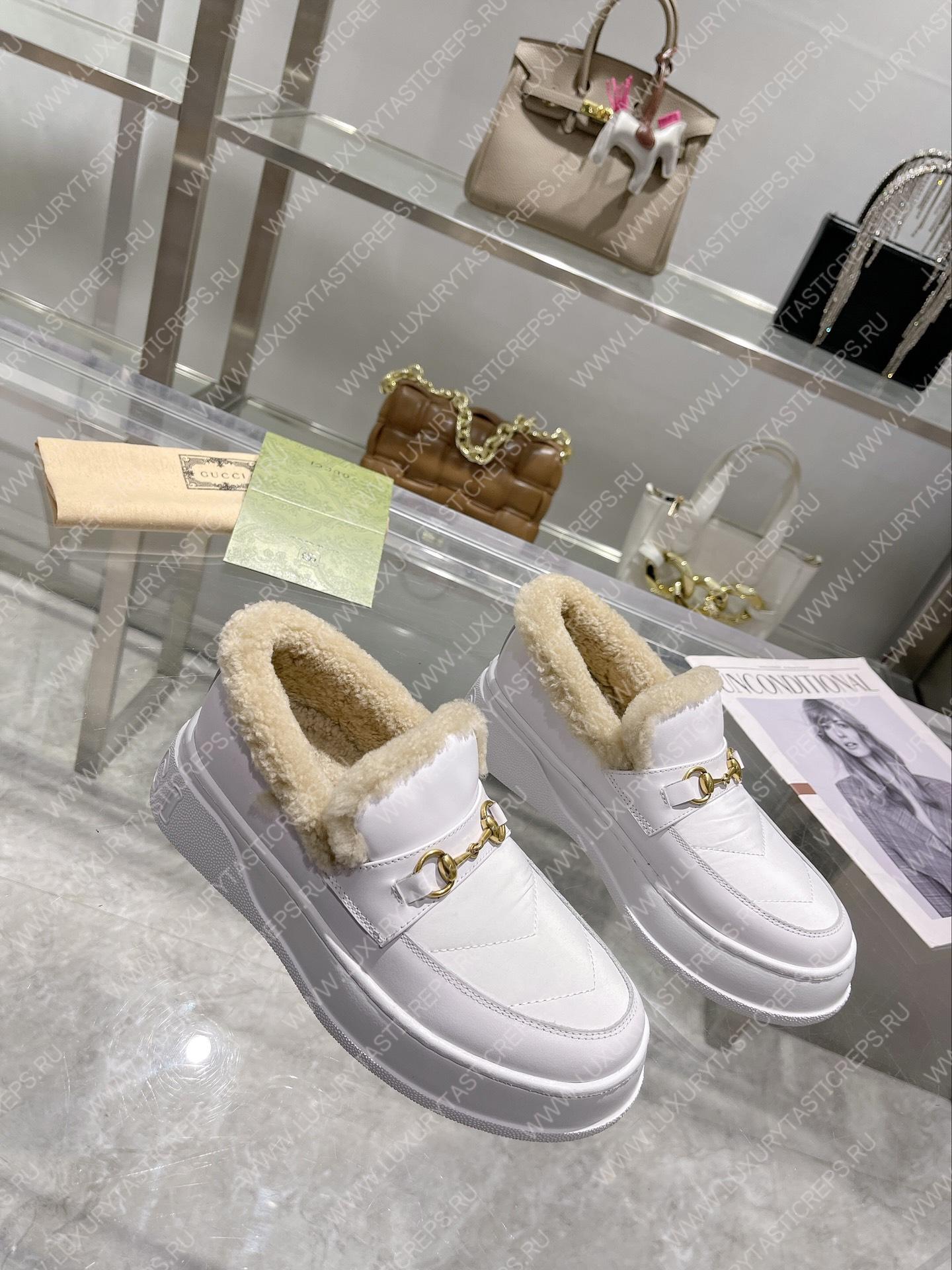 G*u*i horsebit ankle boot white 550036