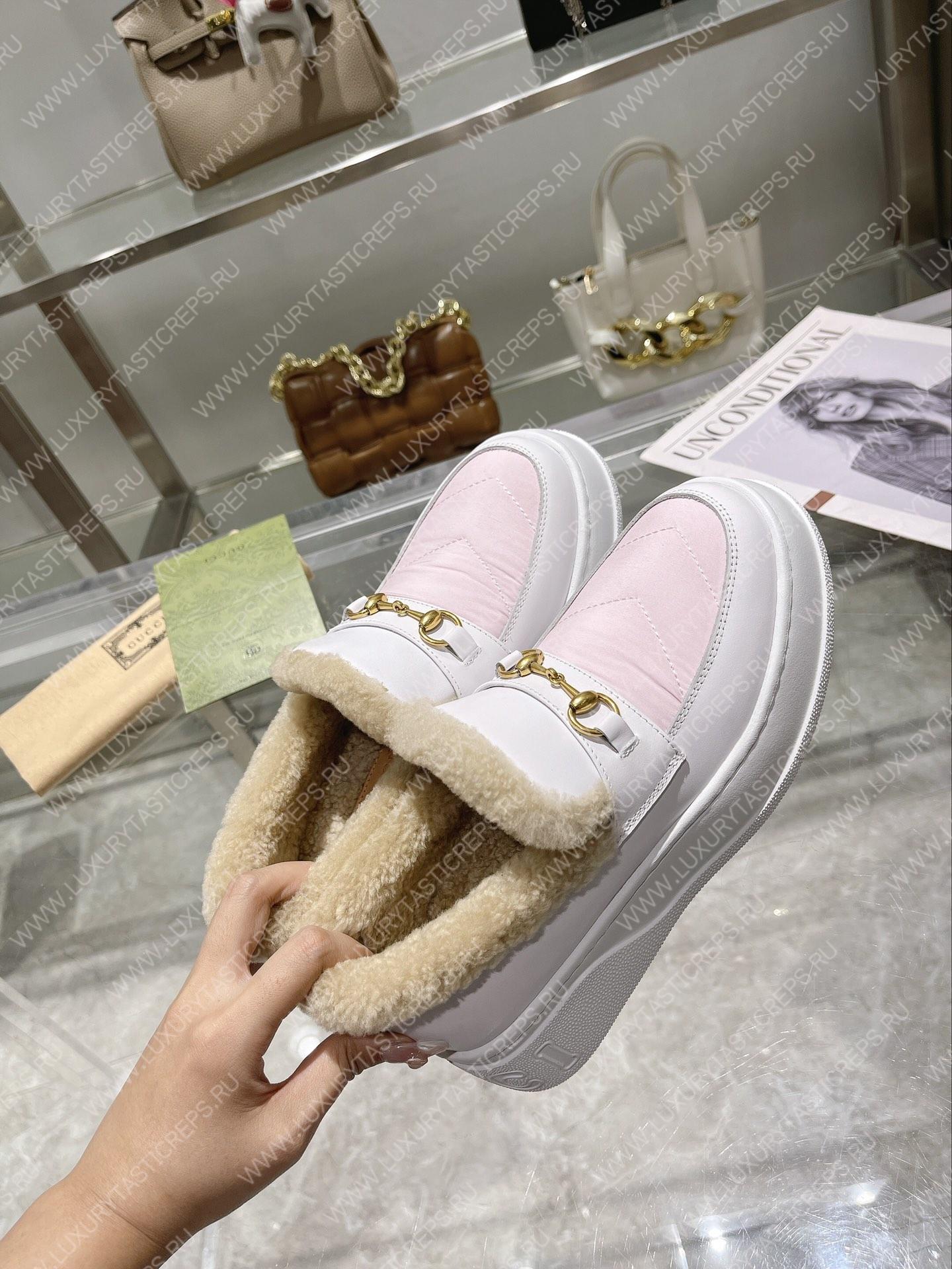 G*u*i horsebit ankle boot white and pink 550036