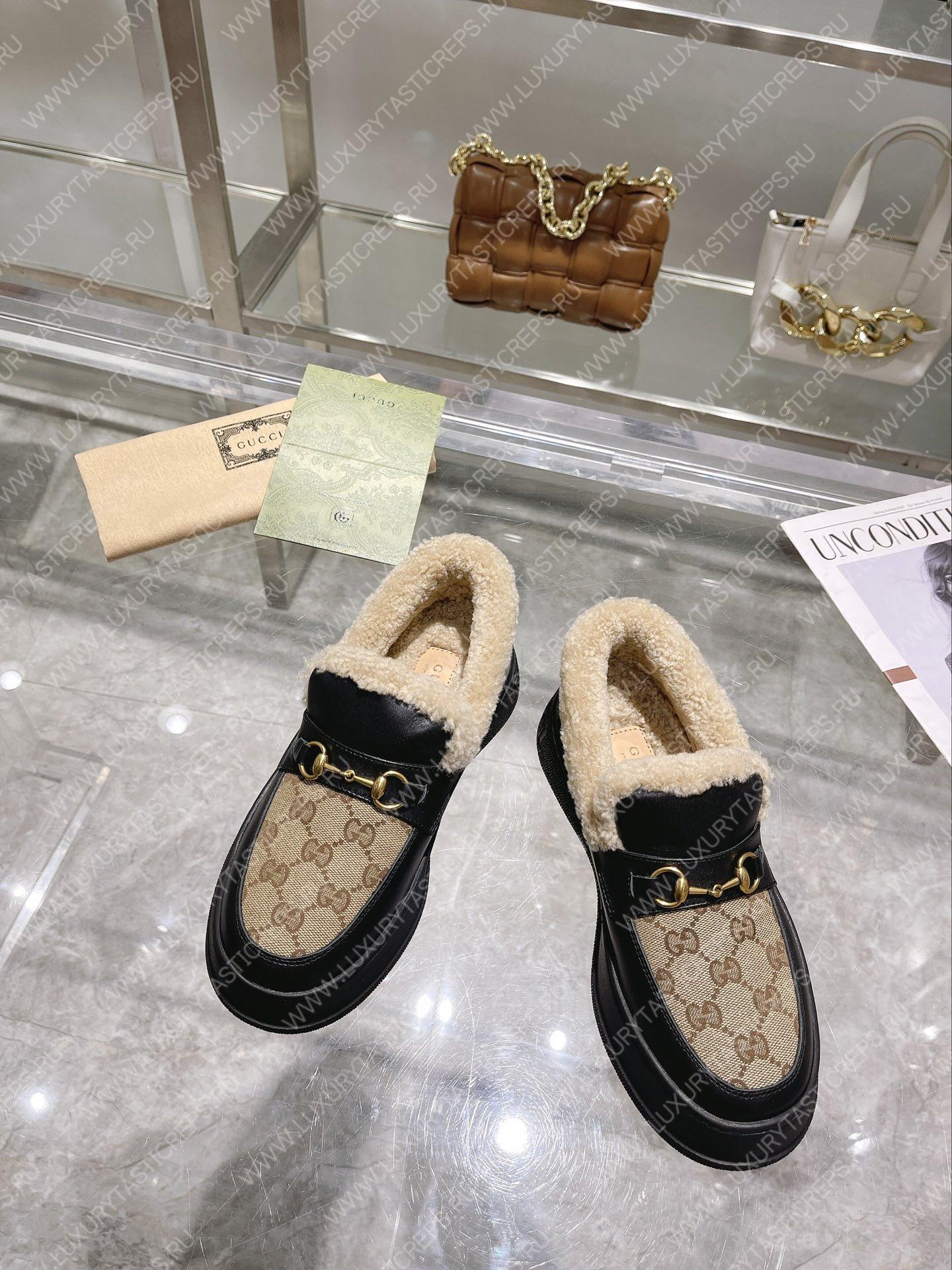 G*u*i horsebit ankle boot beige 550036