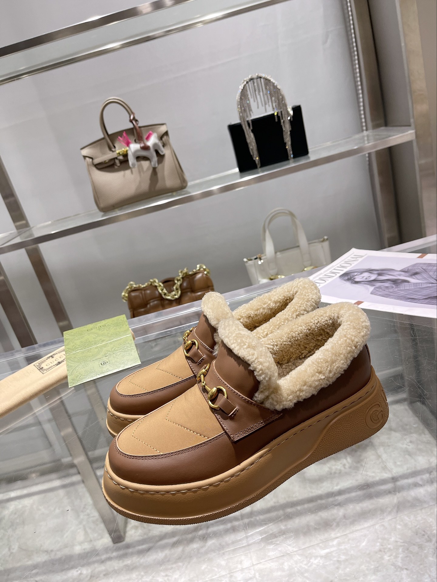 G*u*i horsebit ankle boot brown 550036