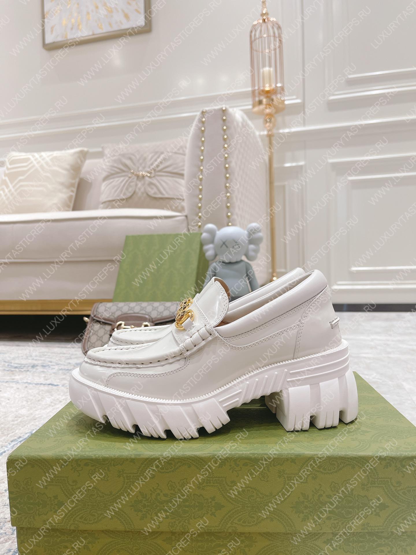 G*u*i loafer with horsebit white ‎656869