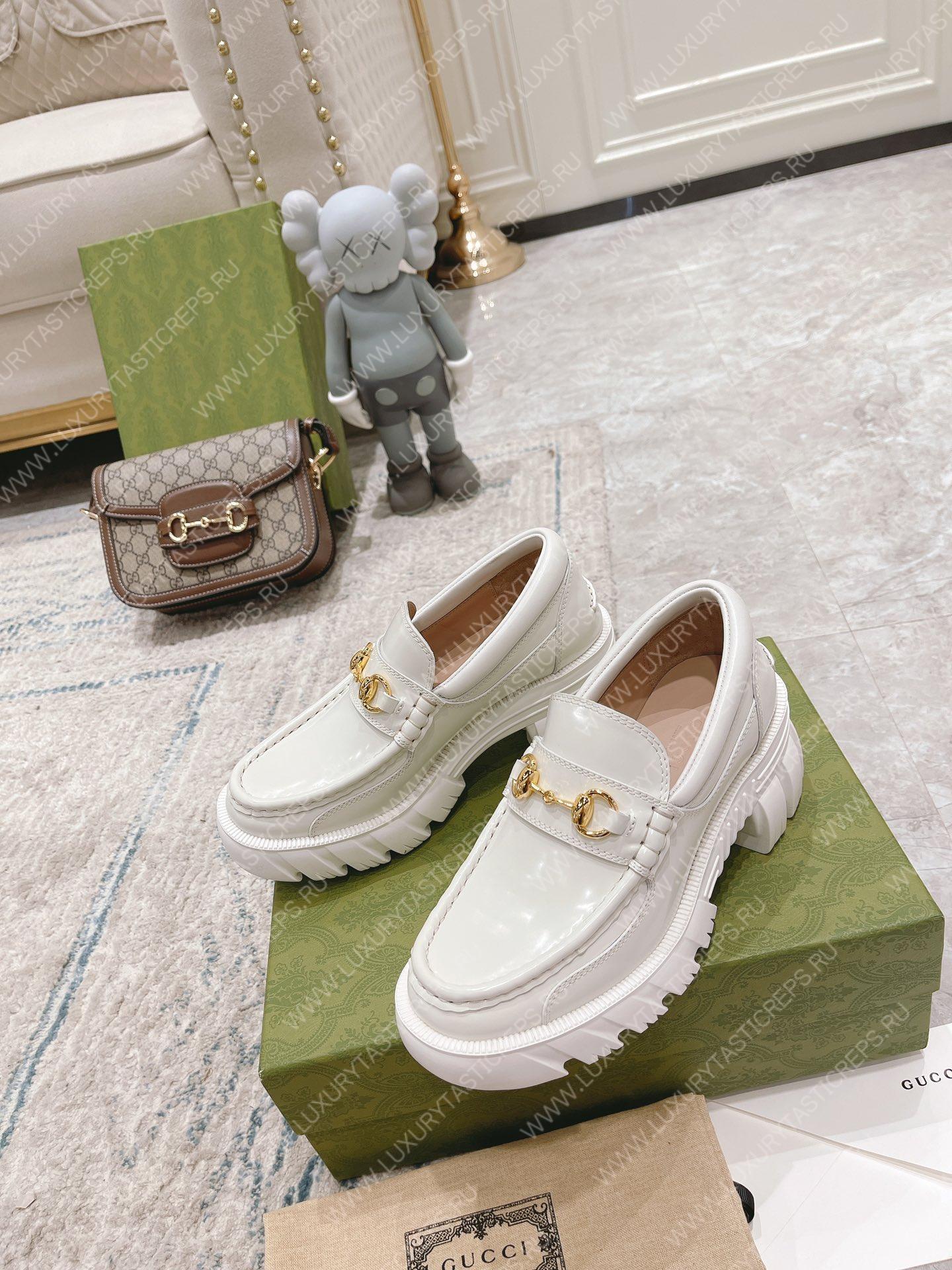 G*u*i loafer with horsebit white ‎656869