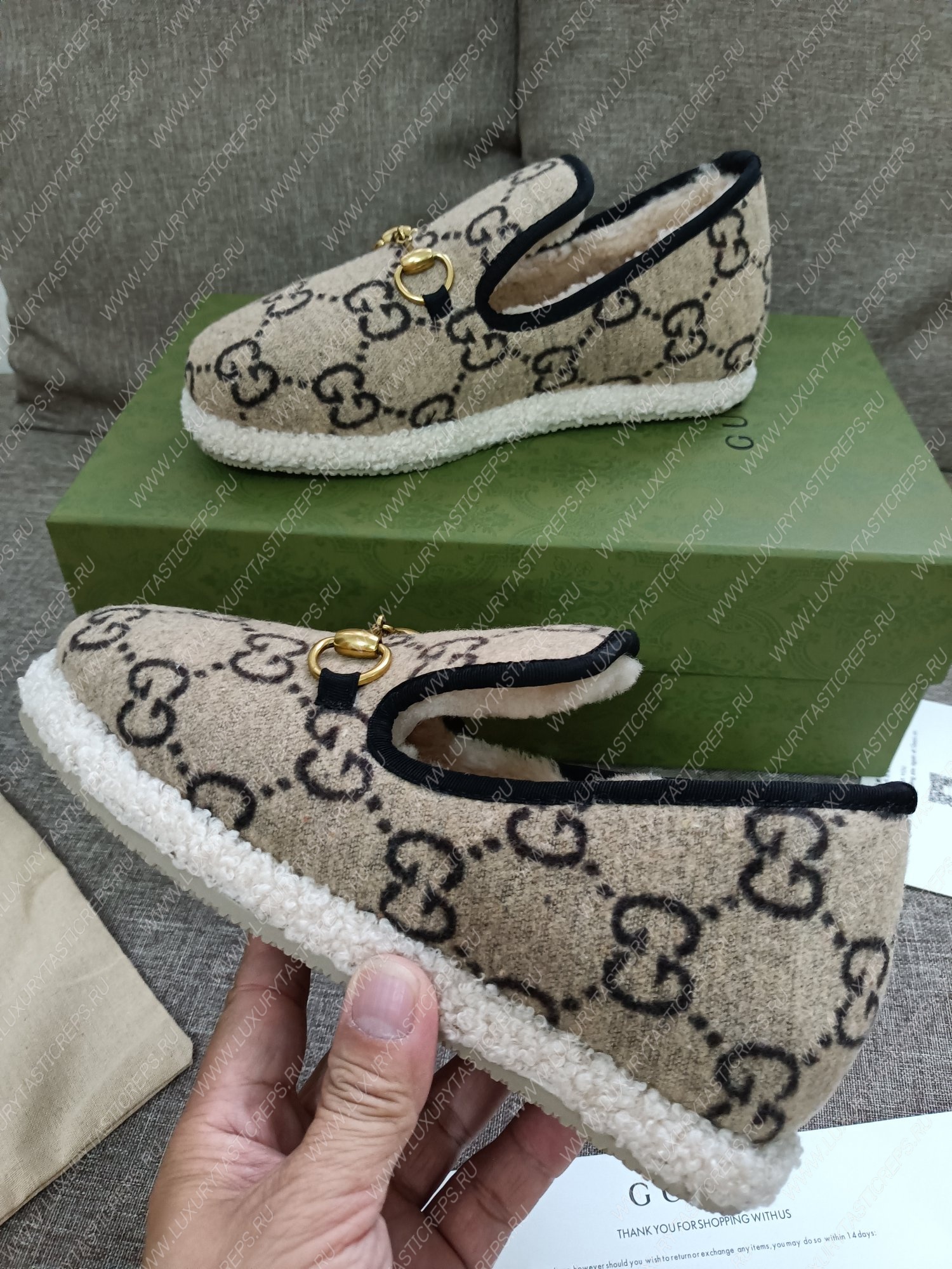 G*u*i loafer beige ‎577236