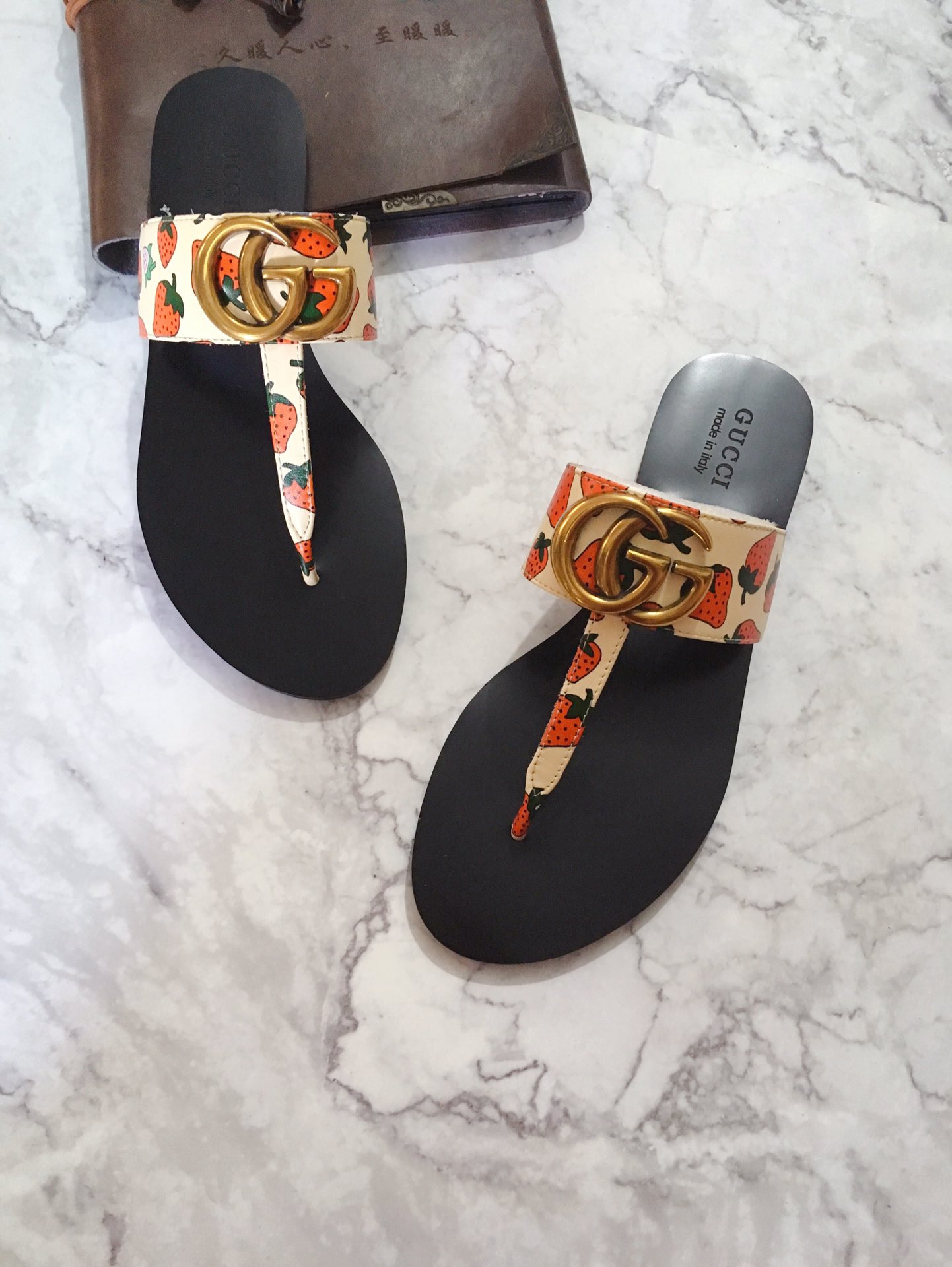 G*u*i marmont leather sandal multicolour ‎612138