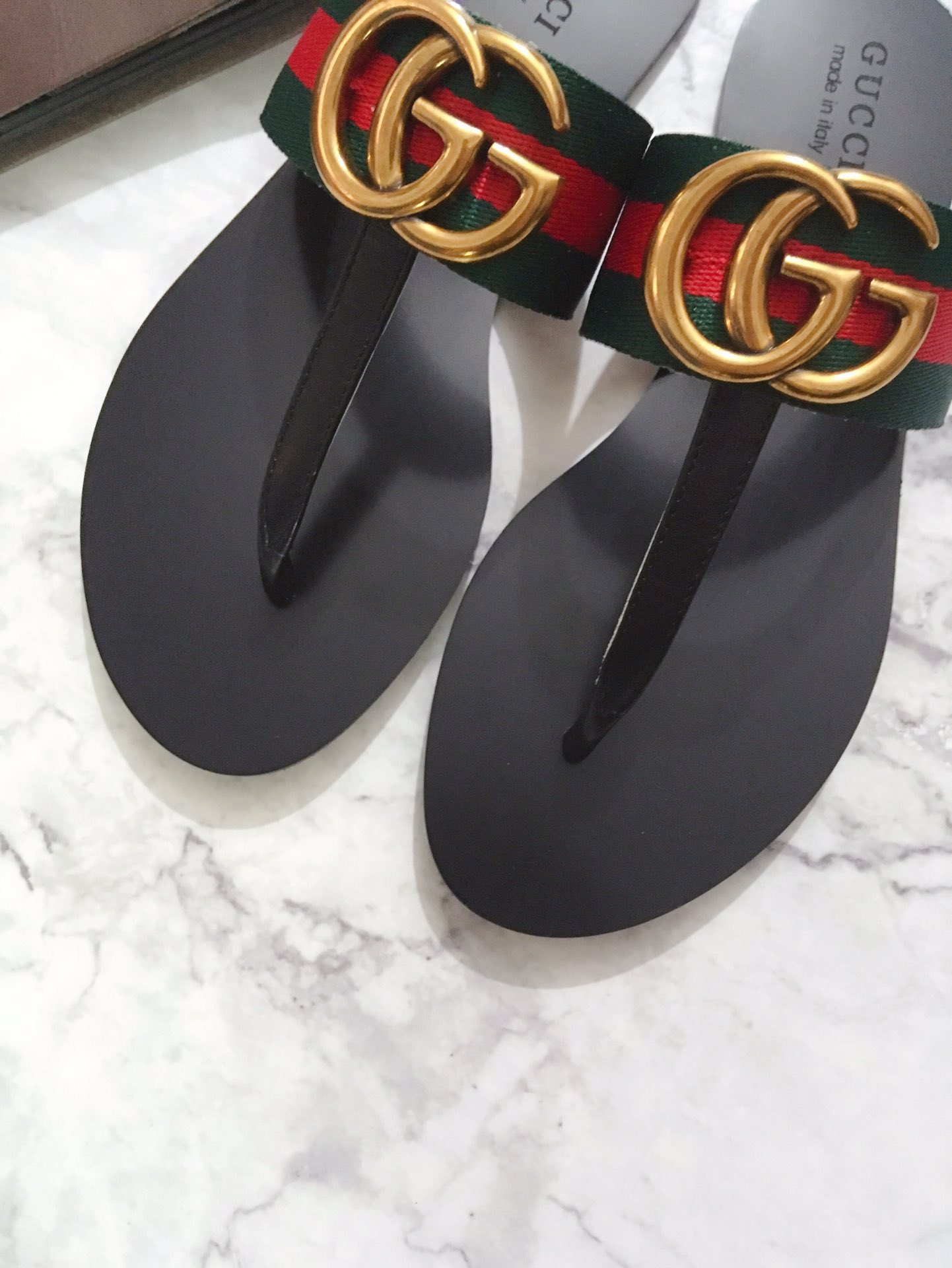 G*u*i marmont leather sandal red and green ‎612138