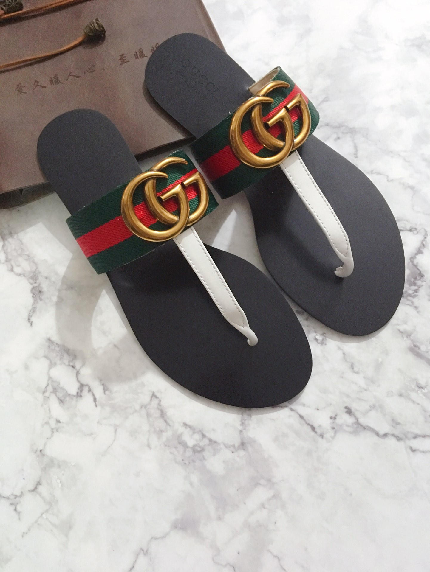 G*u*i marmont leather sandal green and red ‎612138