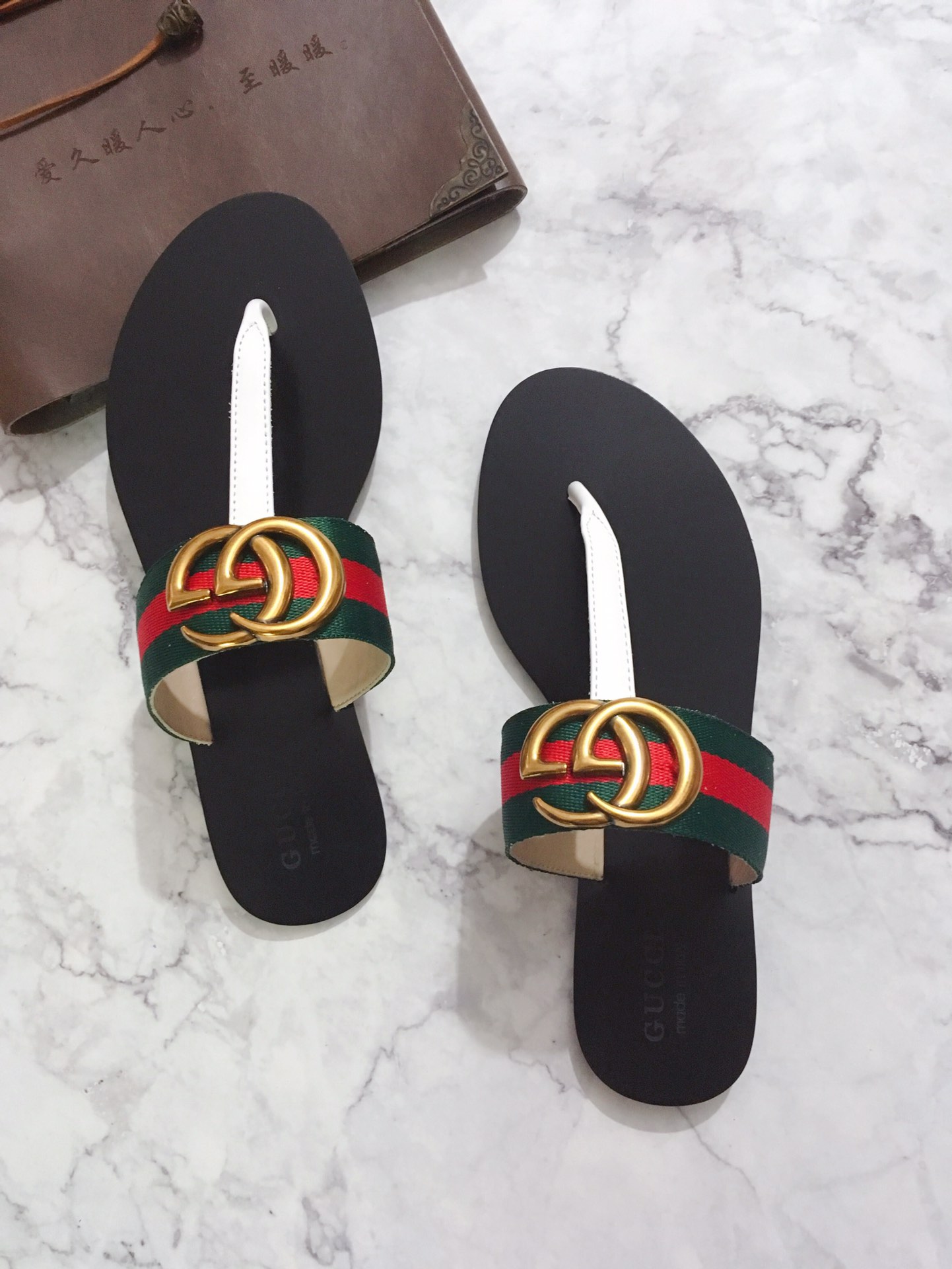 G*u*i marmont leather sandal green and red ‎612138
