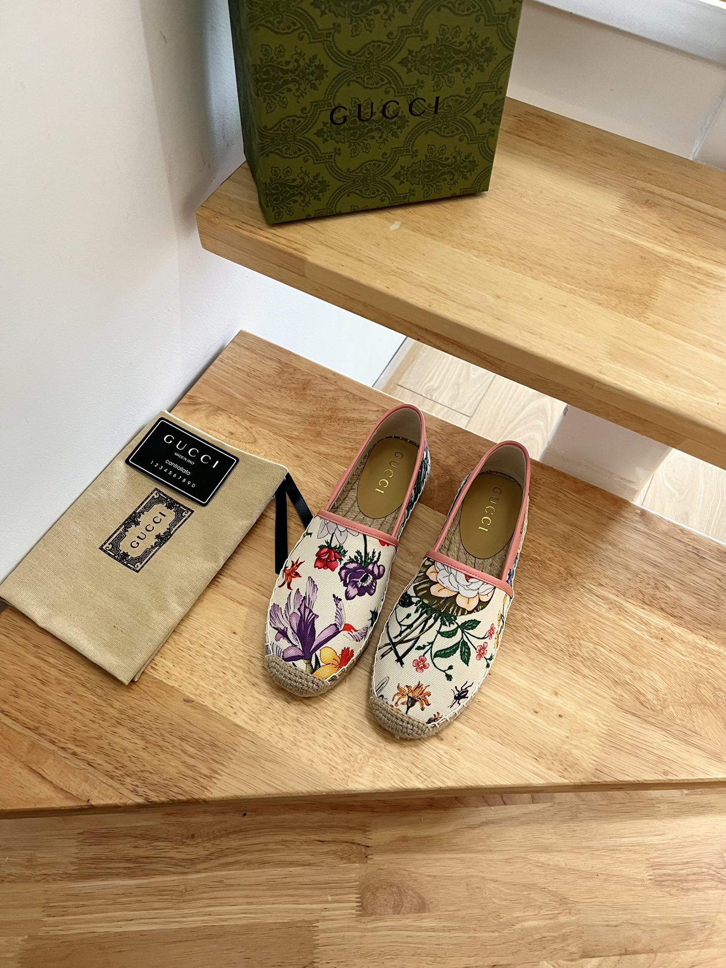 G*u*i sup*e gg flora multicolour 678040