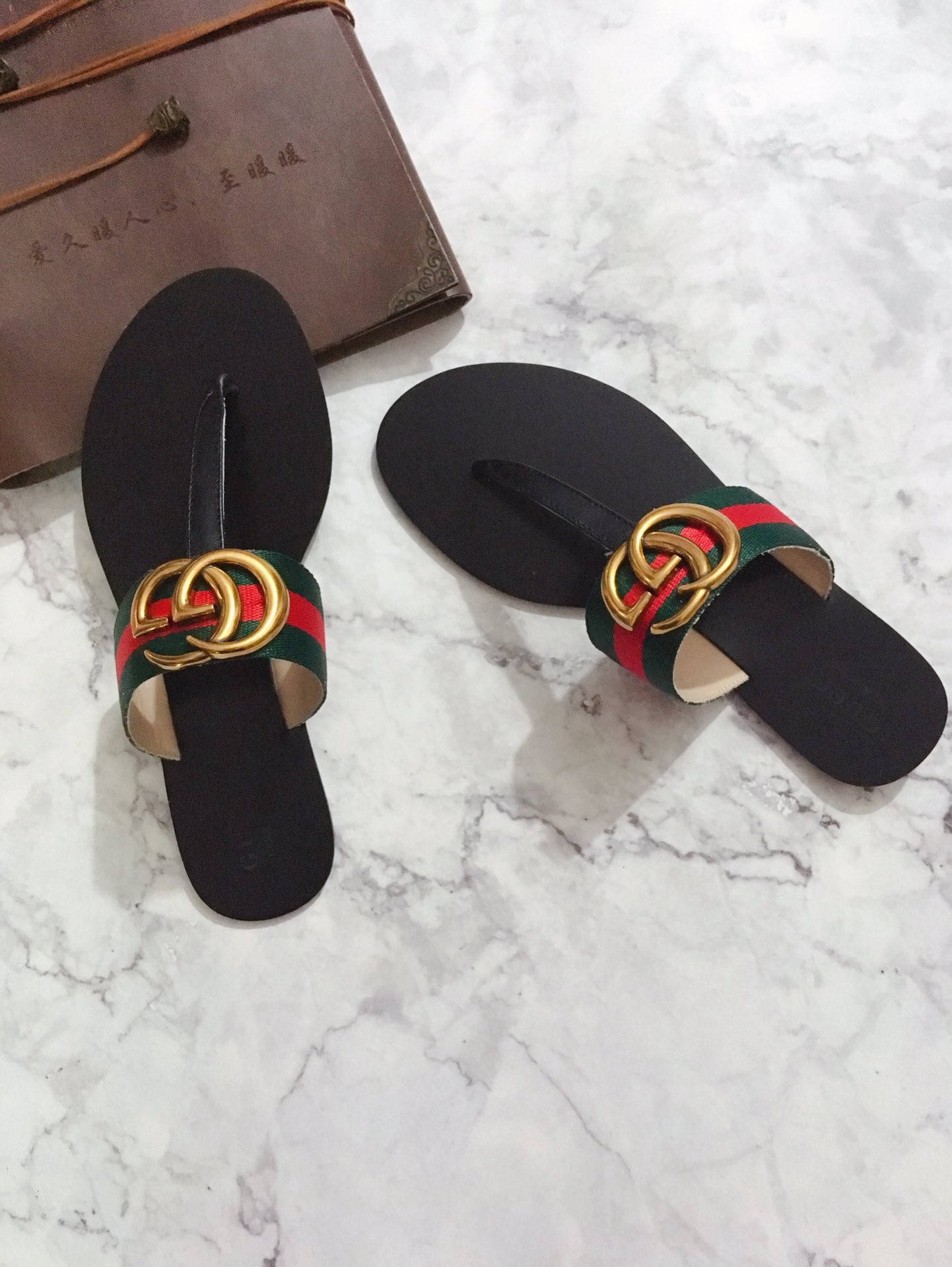 G*u*i marmont leather sandal red and blue ‎612138