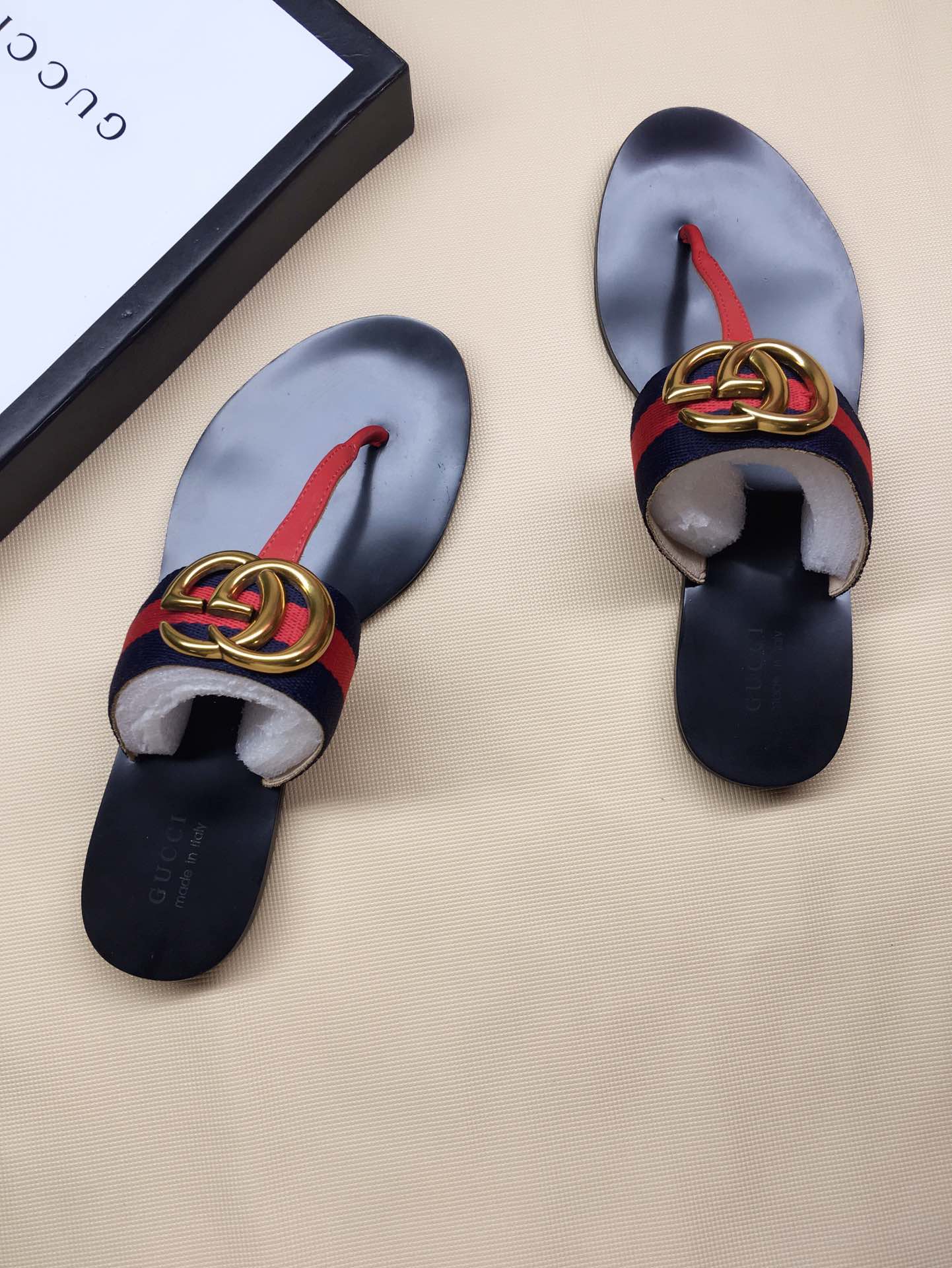 G*u*i marmont leather sandal red and blue ‎612138