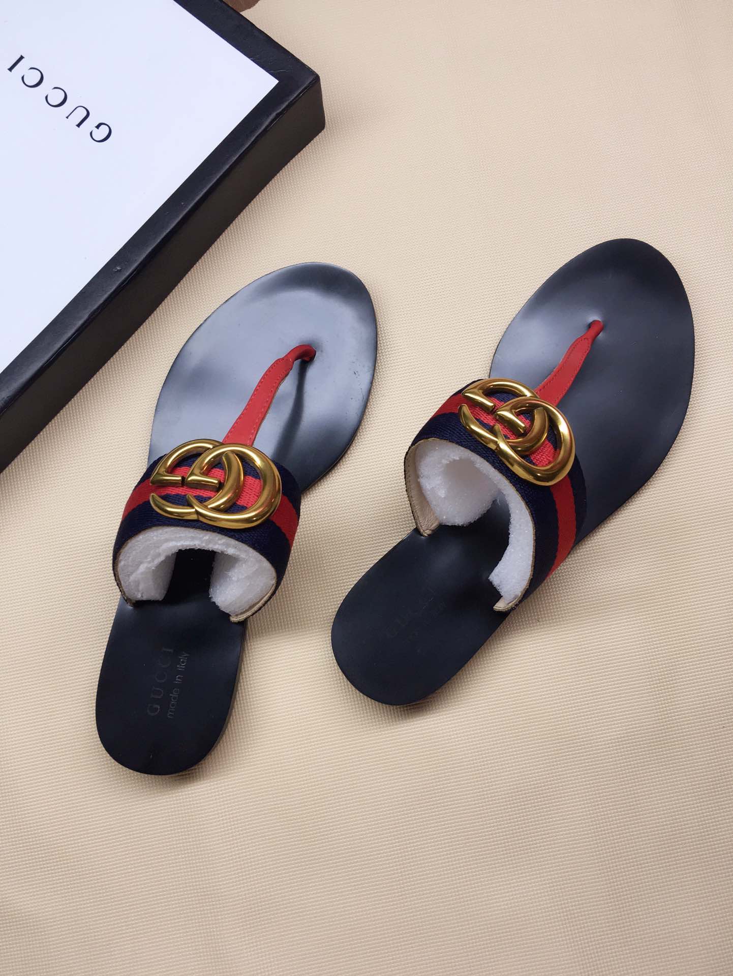 G*u*i marmont leather sandal red and blue ‎612138