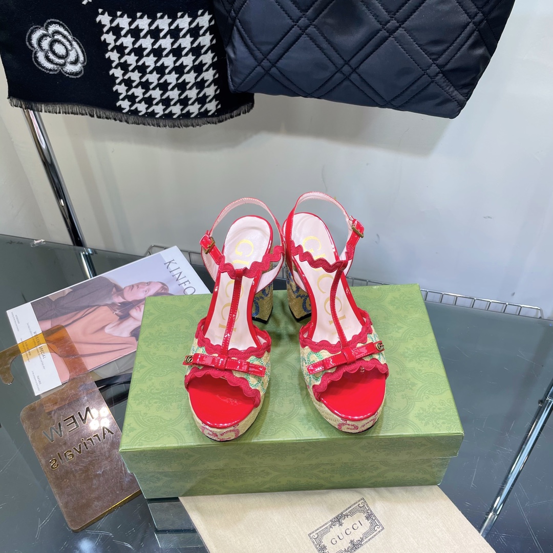 G*u*i sup*e platform sandals red ‎730022