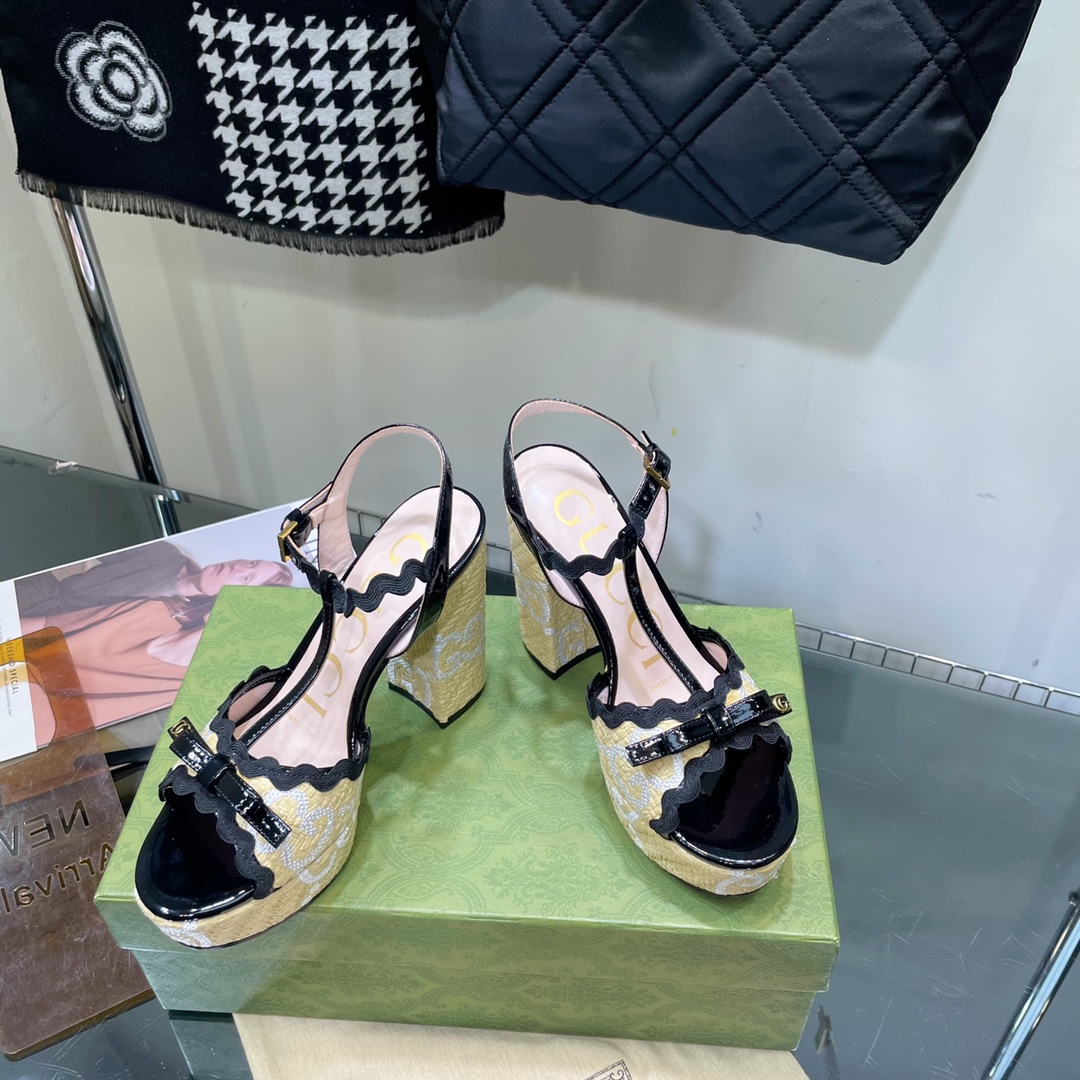 G*u*i sup*e platform sandals black ‎730022