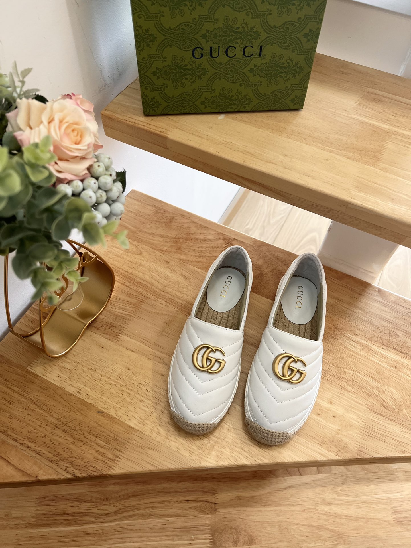 G*u*i leather espadrille with double g white 551890