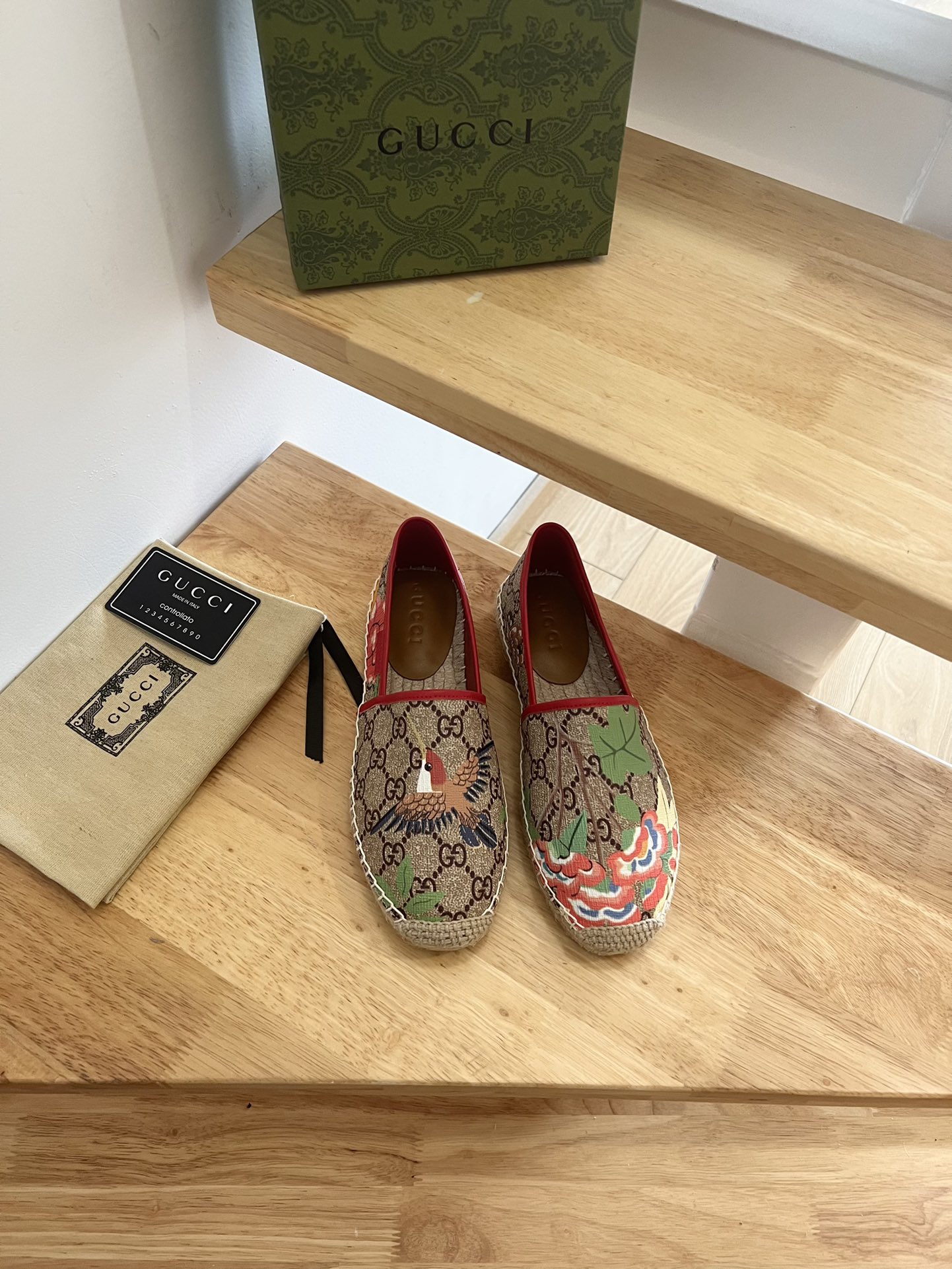 G*u*i sup*e gg flora multicolour 678040