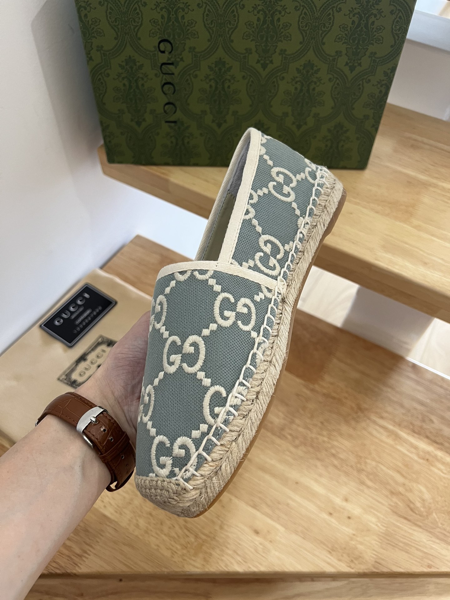 G*u*i women’s gg espadrille grey 678040