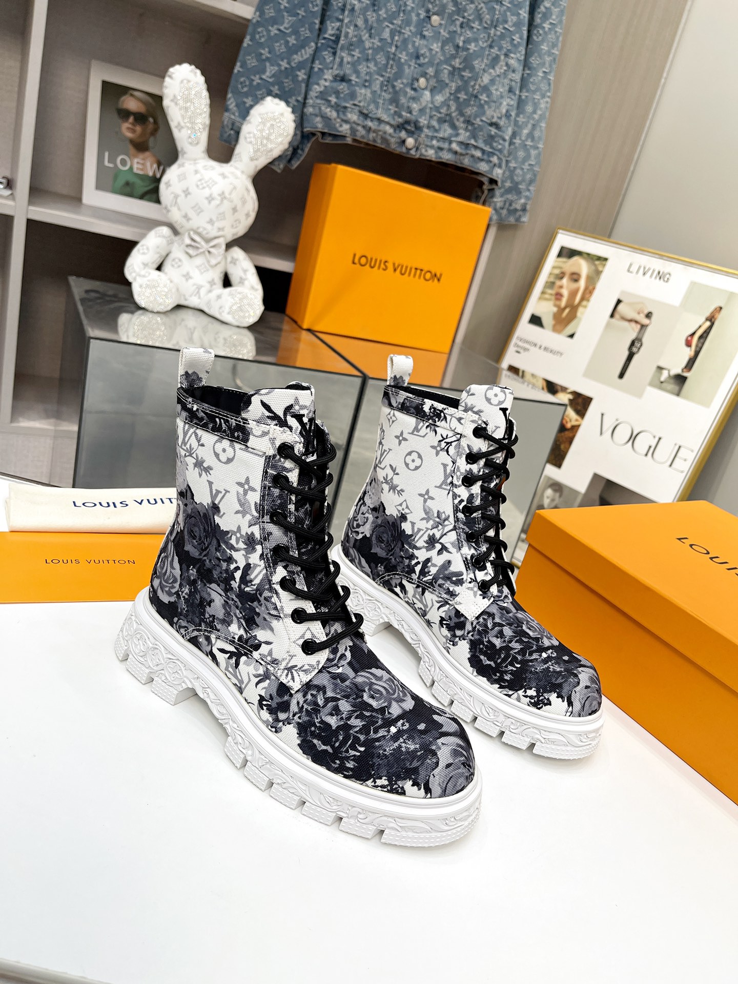 l**is V*t*n floral ankle boots white 1a9hac