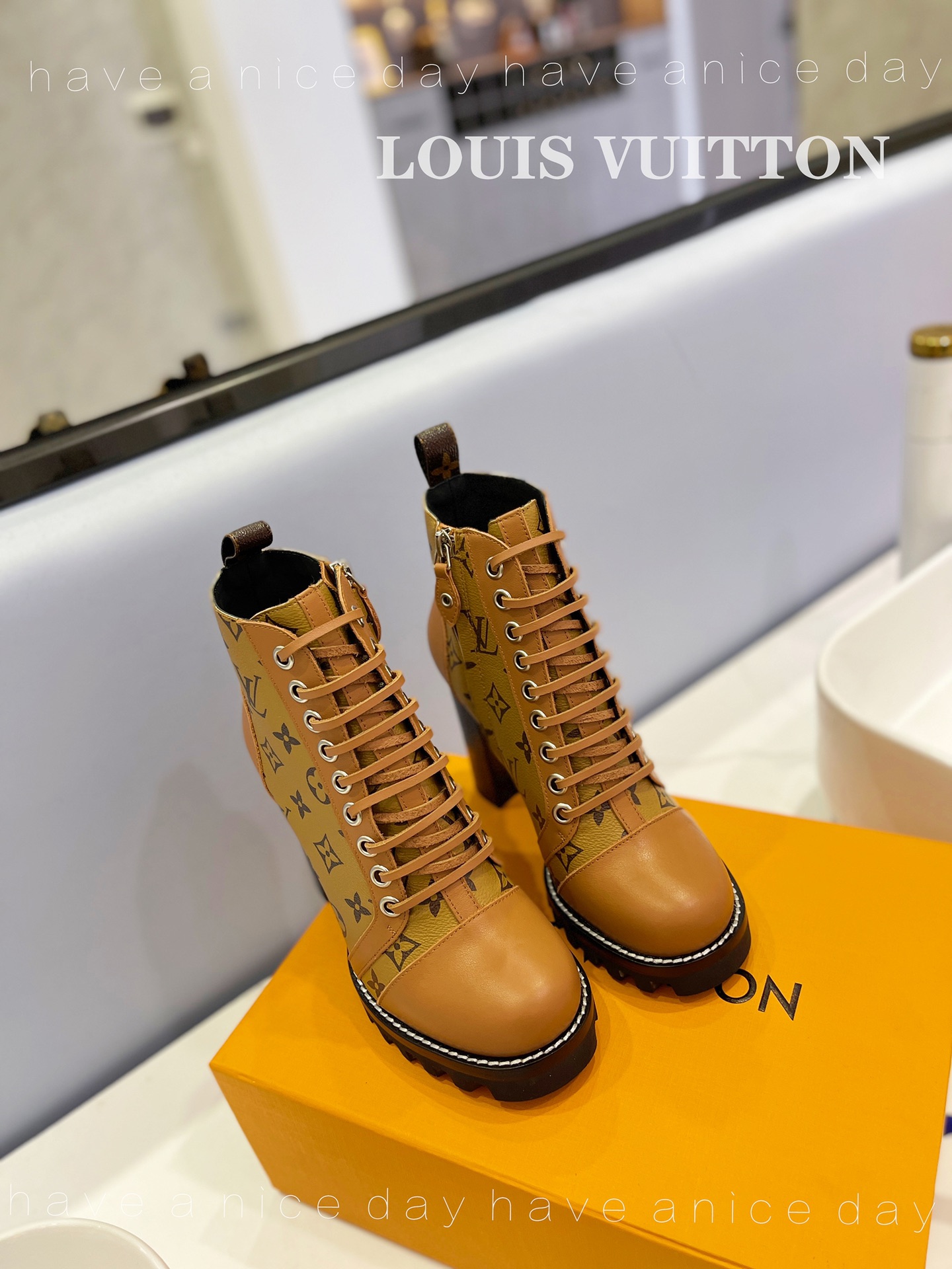 l**is V*t*n star trail ankle boot beige 1ab2xh