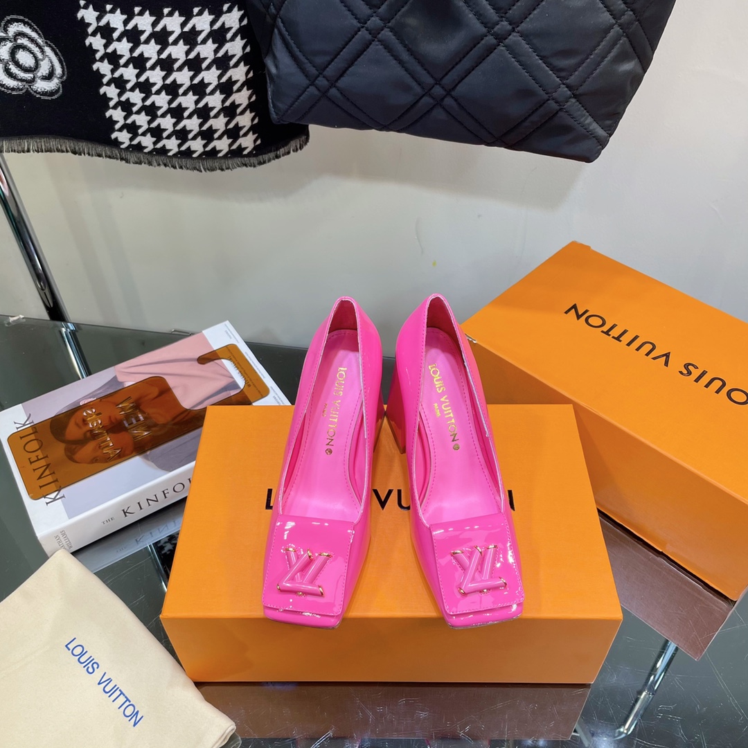 l**is V*t*n shake pumps pink 1ab0sk