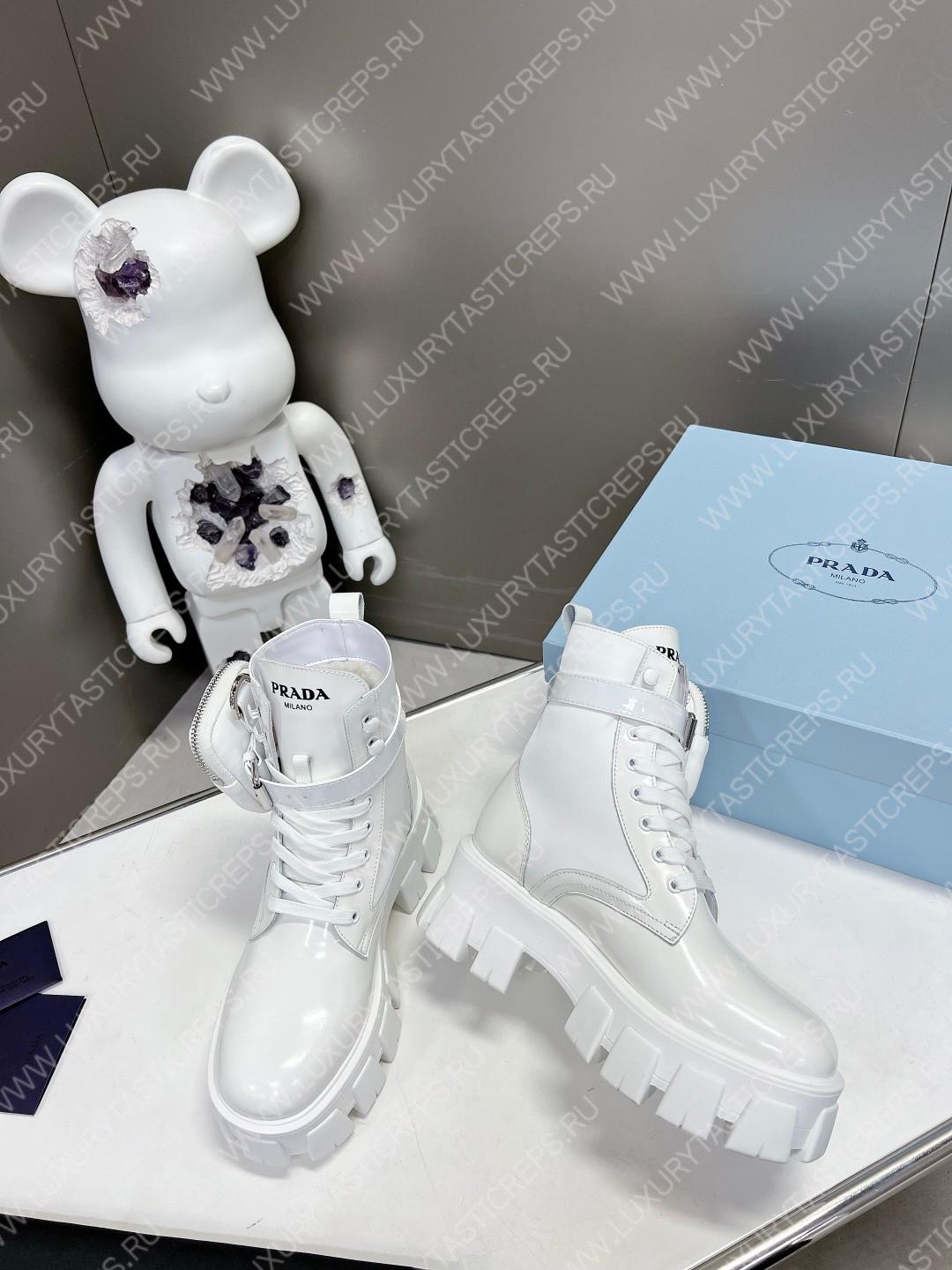 Pra*a monolith boots with pouch white 1t255m