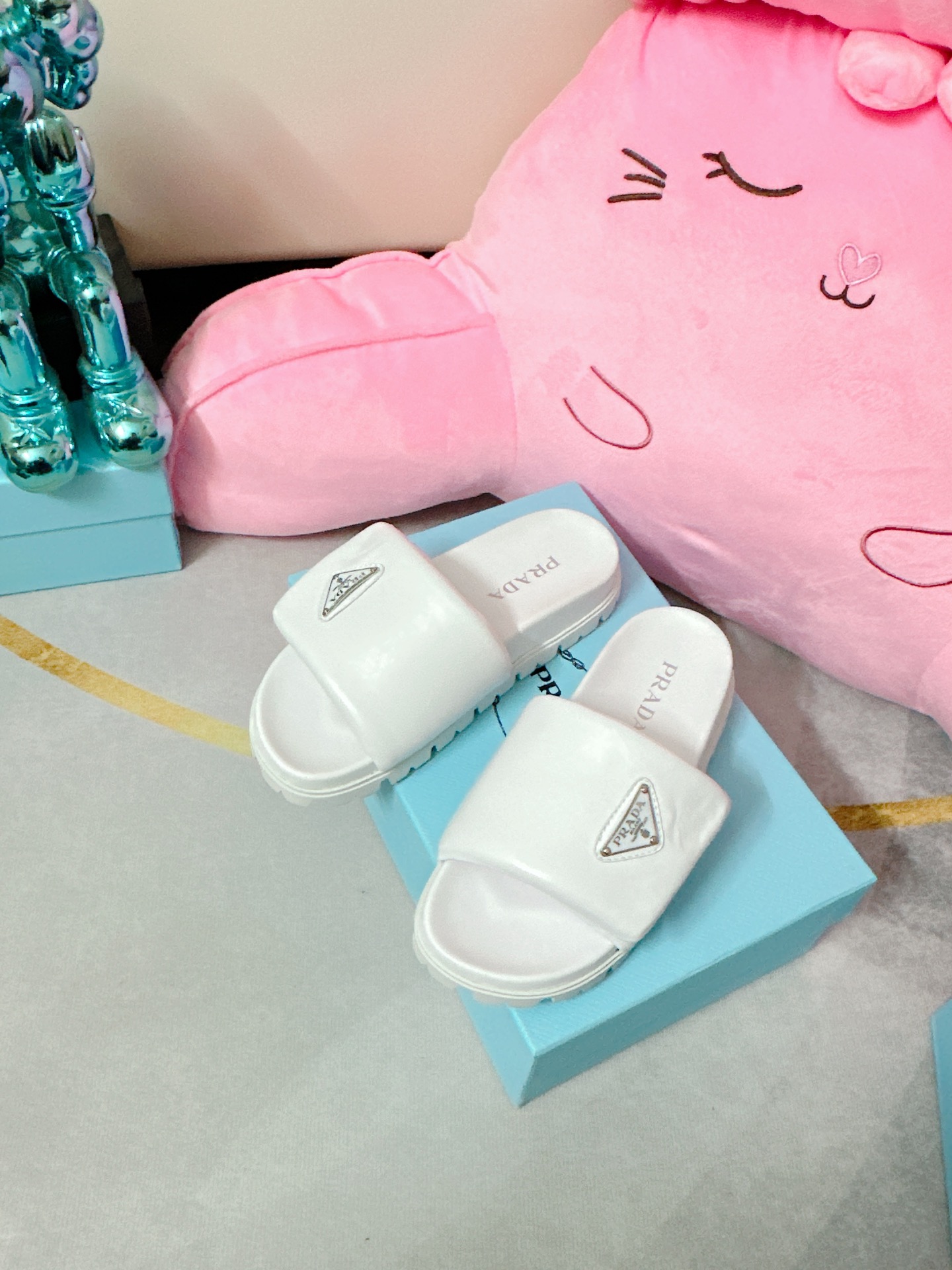 Pra*a soft padded slides white 1xx648