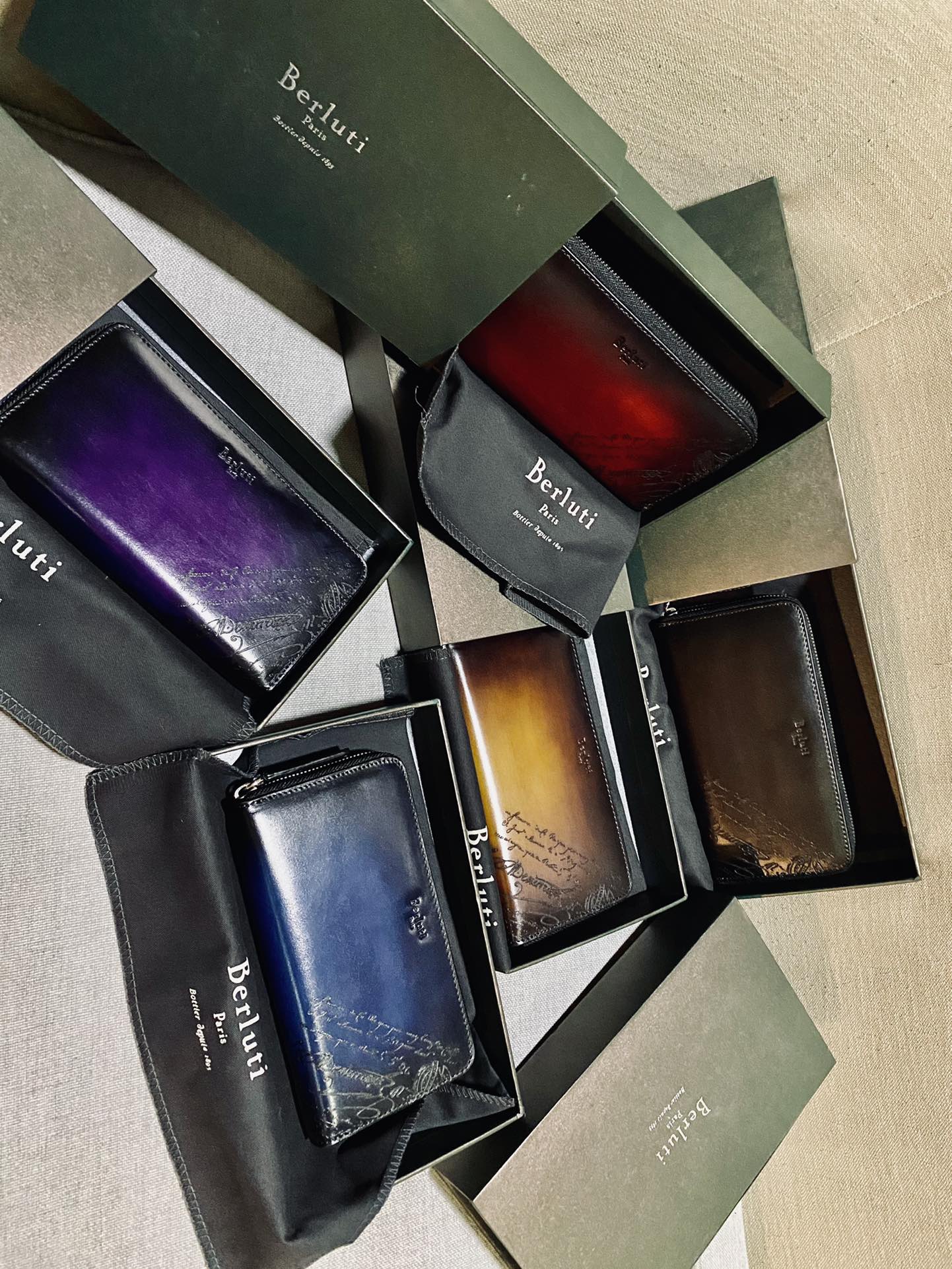 BERLUTI SCRITTO LEATHER WALLET MULTICOLOR JOUR-V2